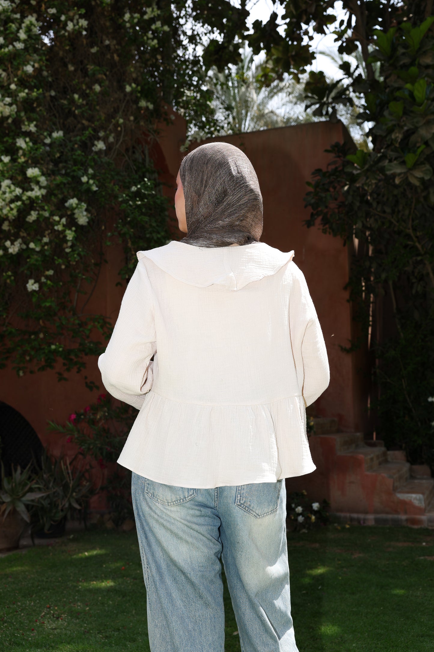 Lollipop blouse in beige