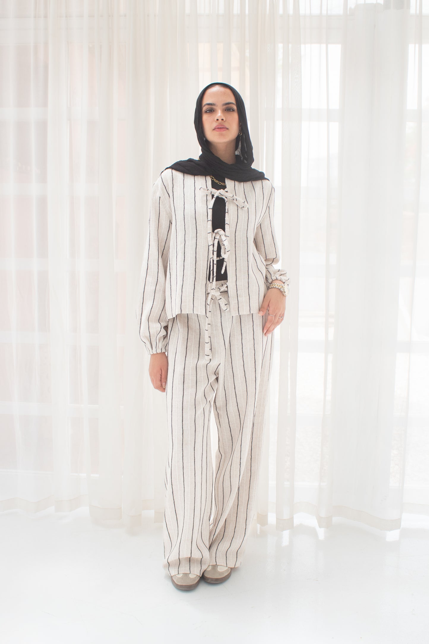 Stripped linen set