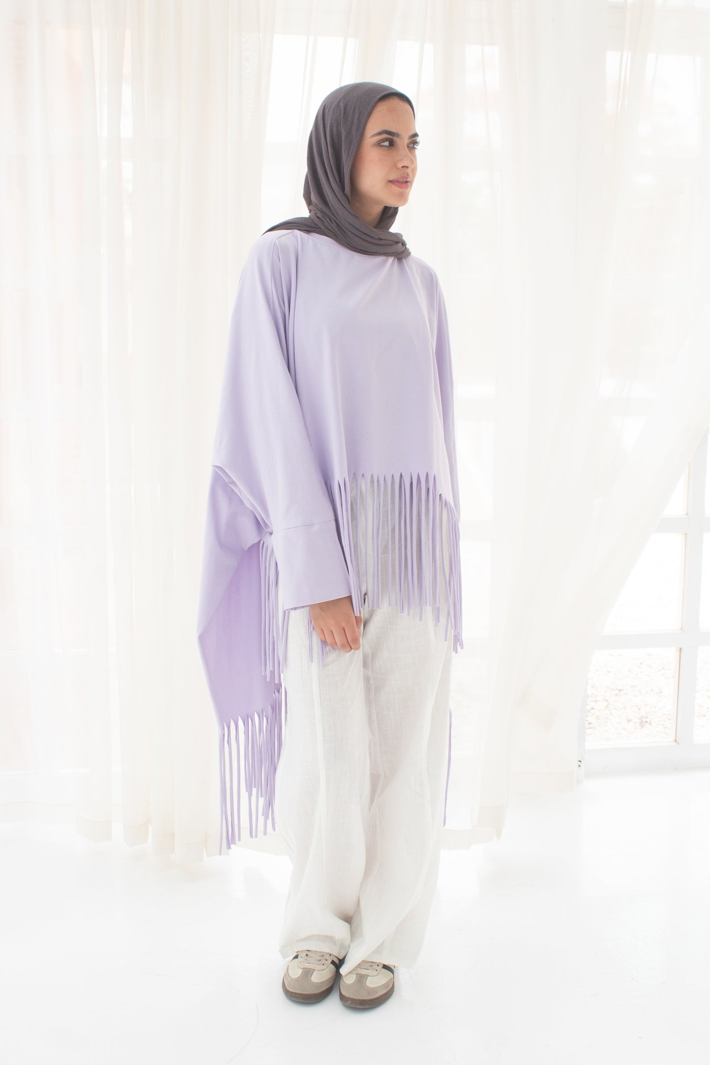 Soft cotton oversized T-shirt with fringes In lilac