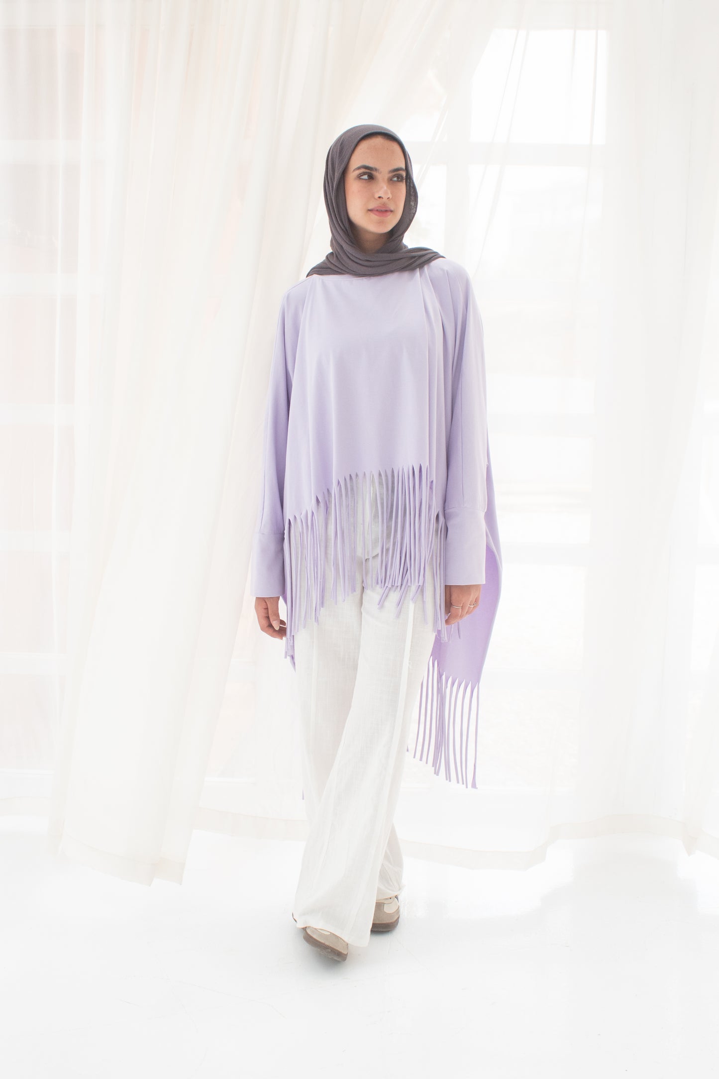 Soft cotton oversized T-shirt with fringes In lilac