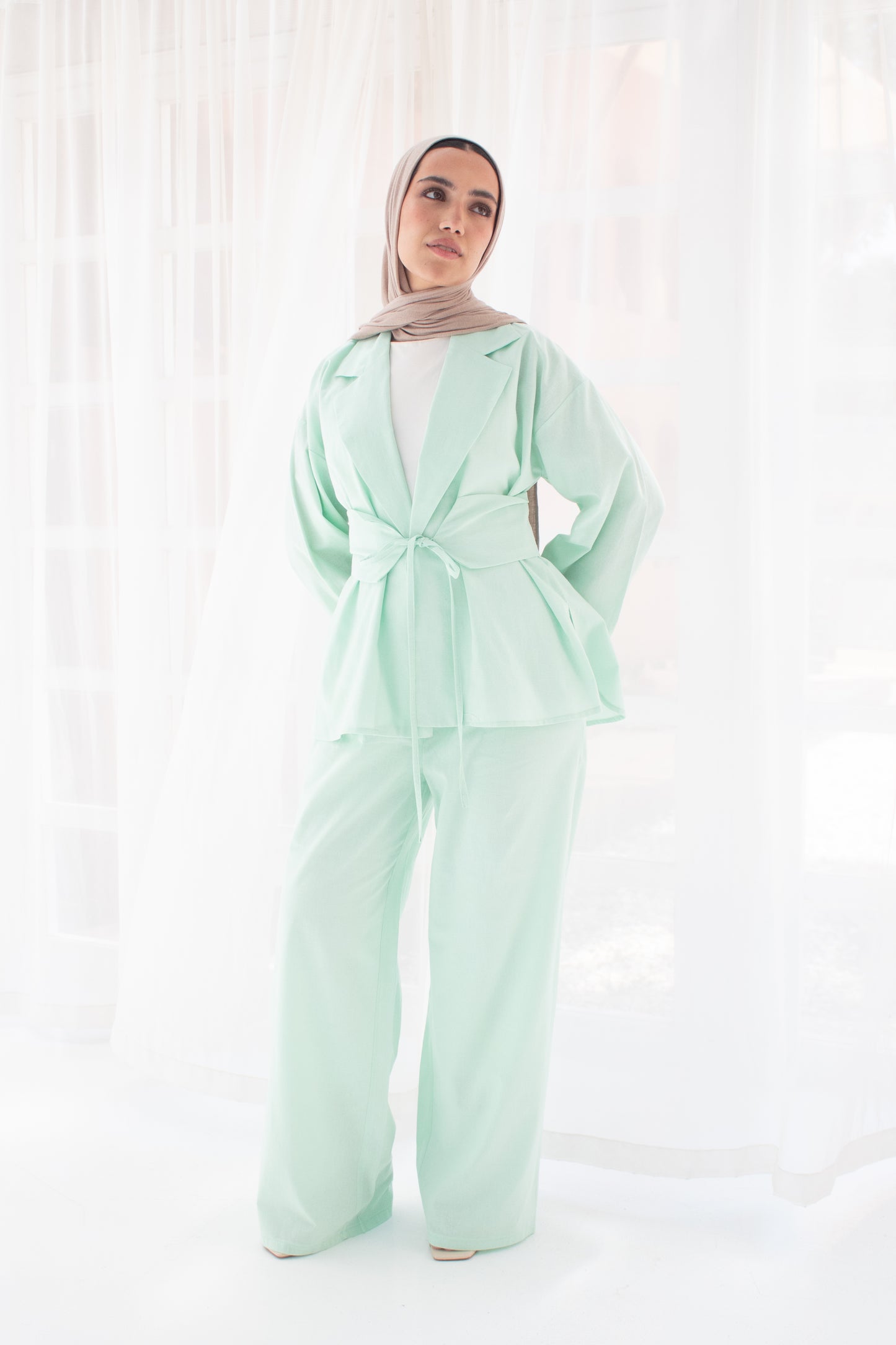 Yasu lemonade linen set