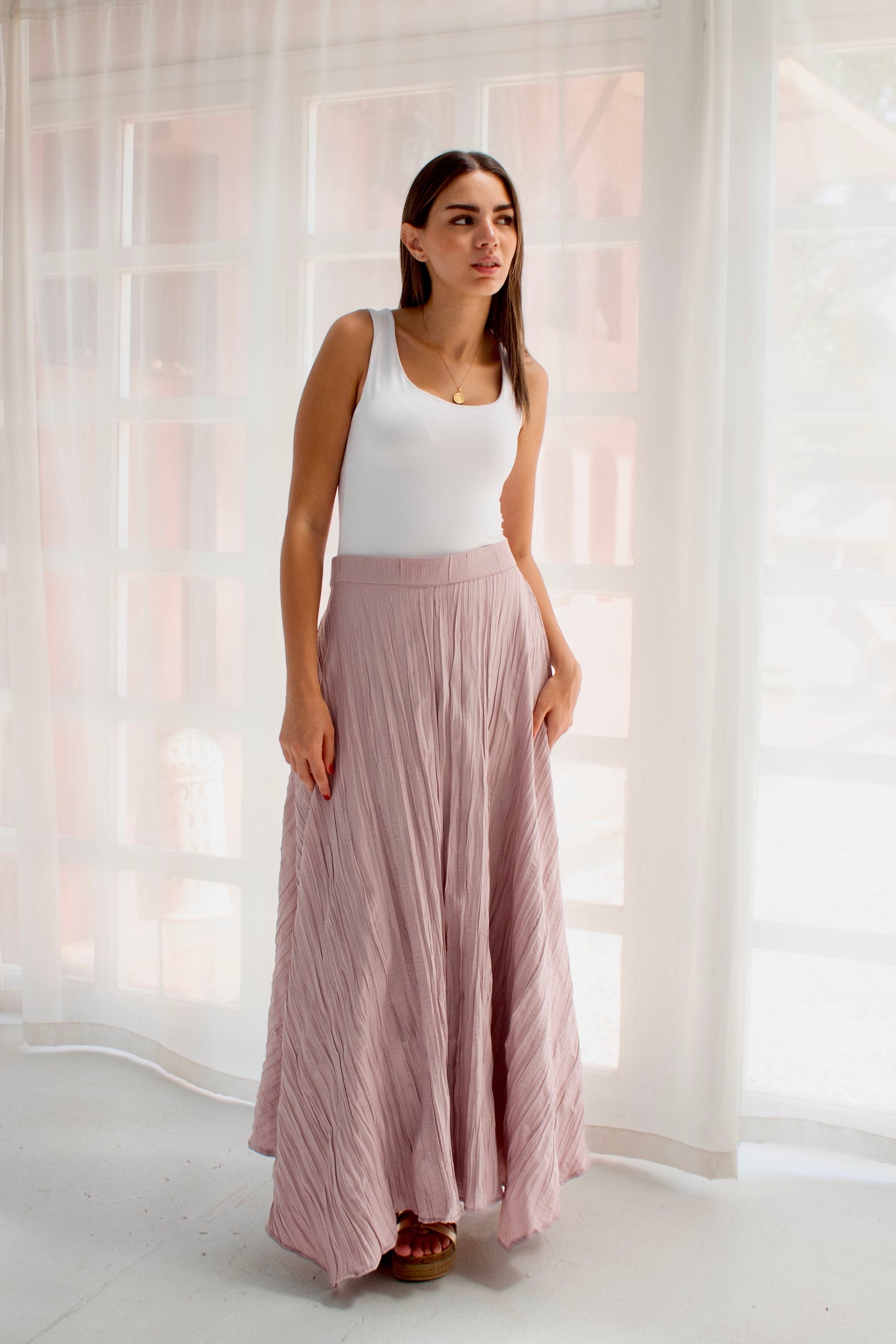 Crushed skirt in shimmered Kashmir