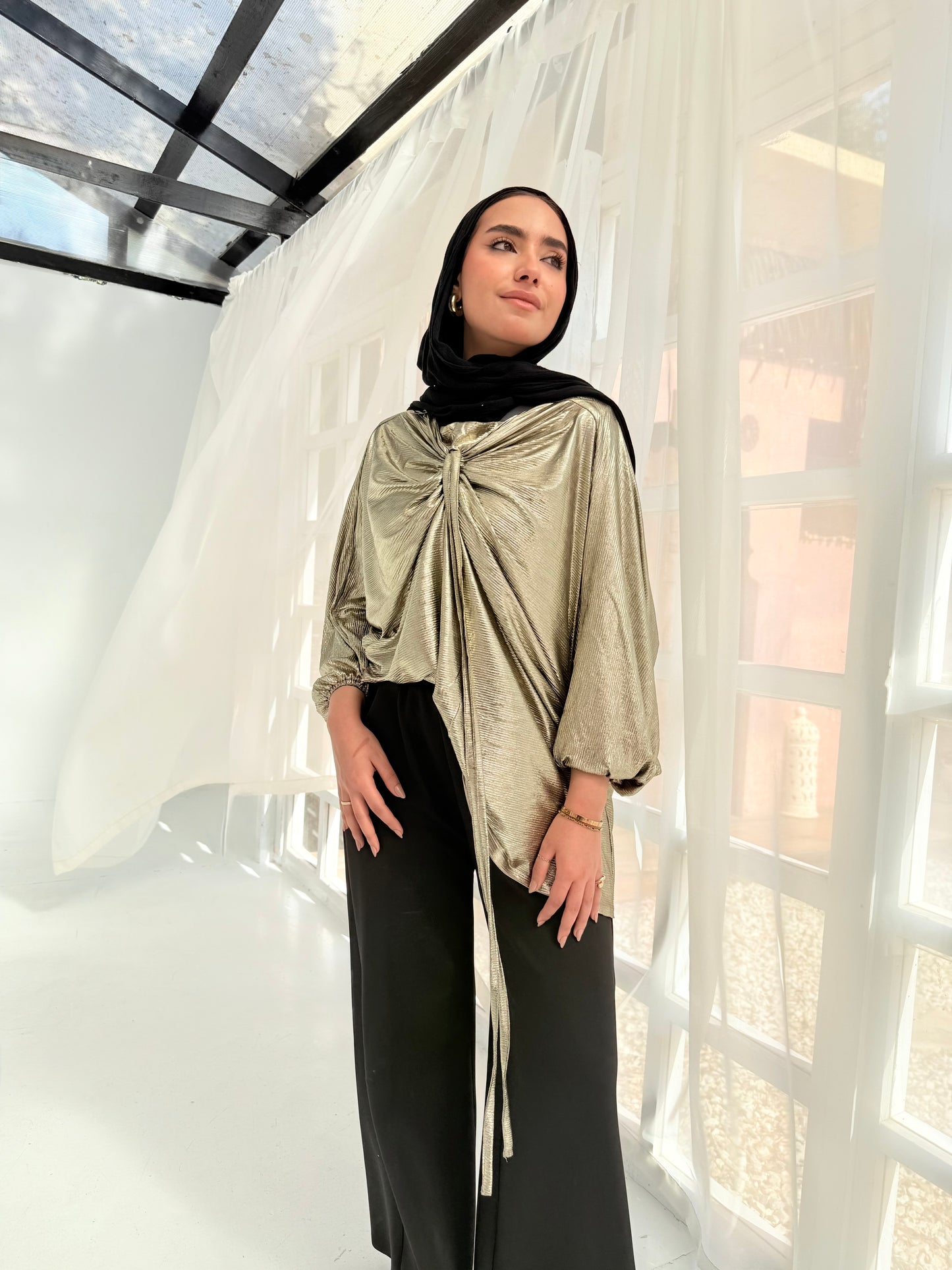 Soirée golden jersey blouse