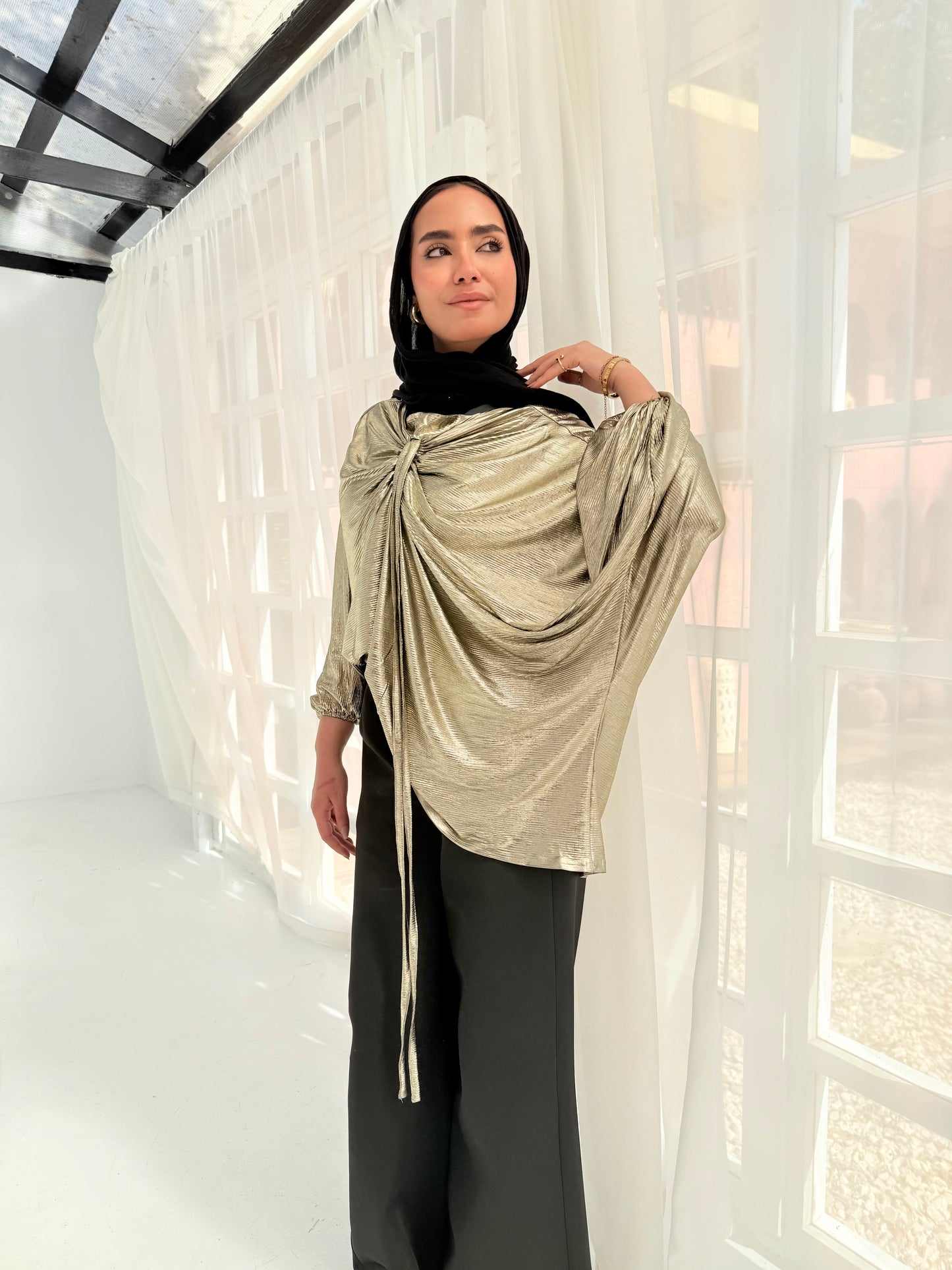 Soirée golden jersey blouse