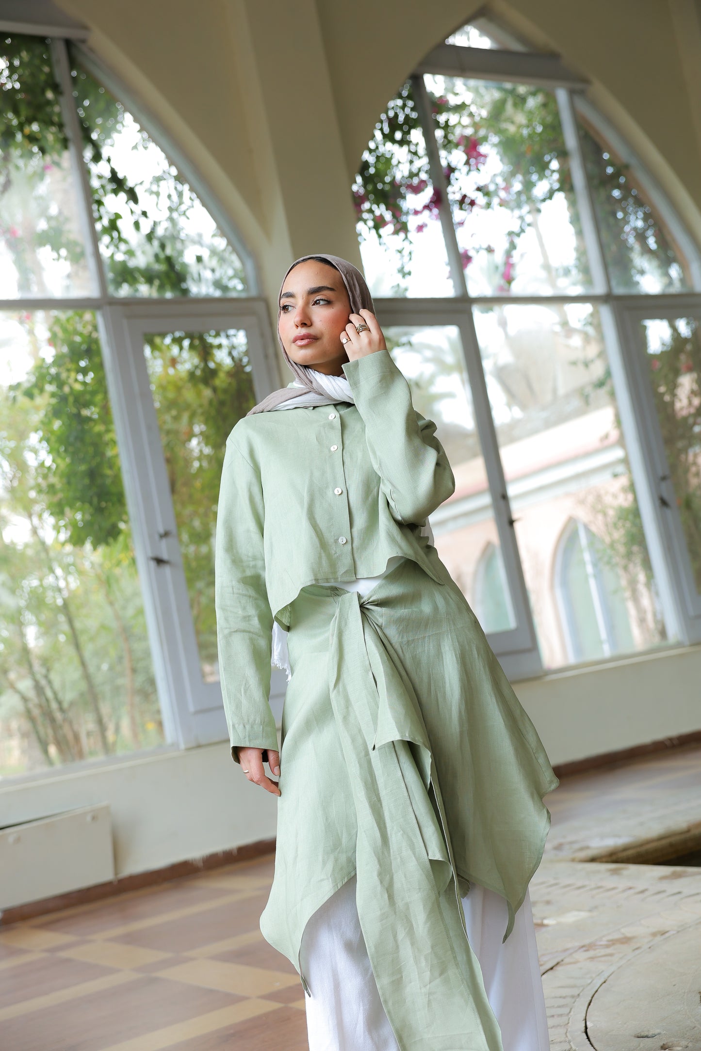 Paneled Tie-front shirt in mint green