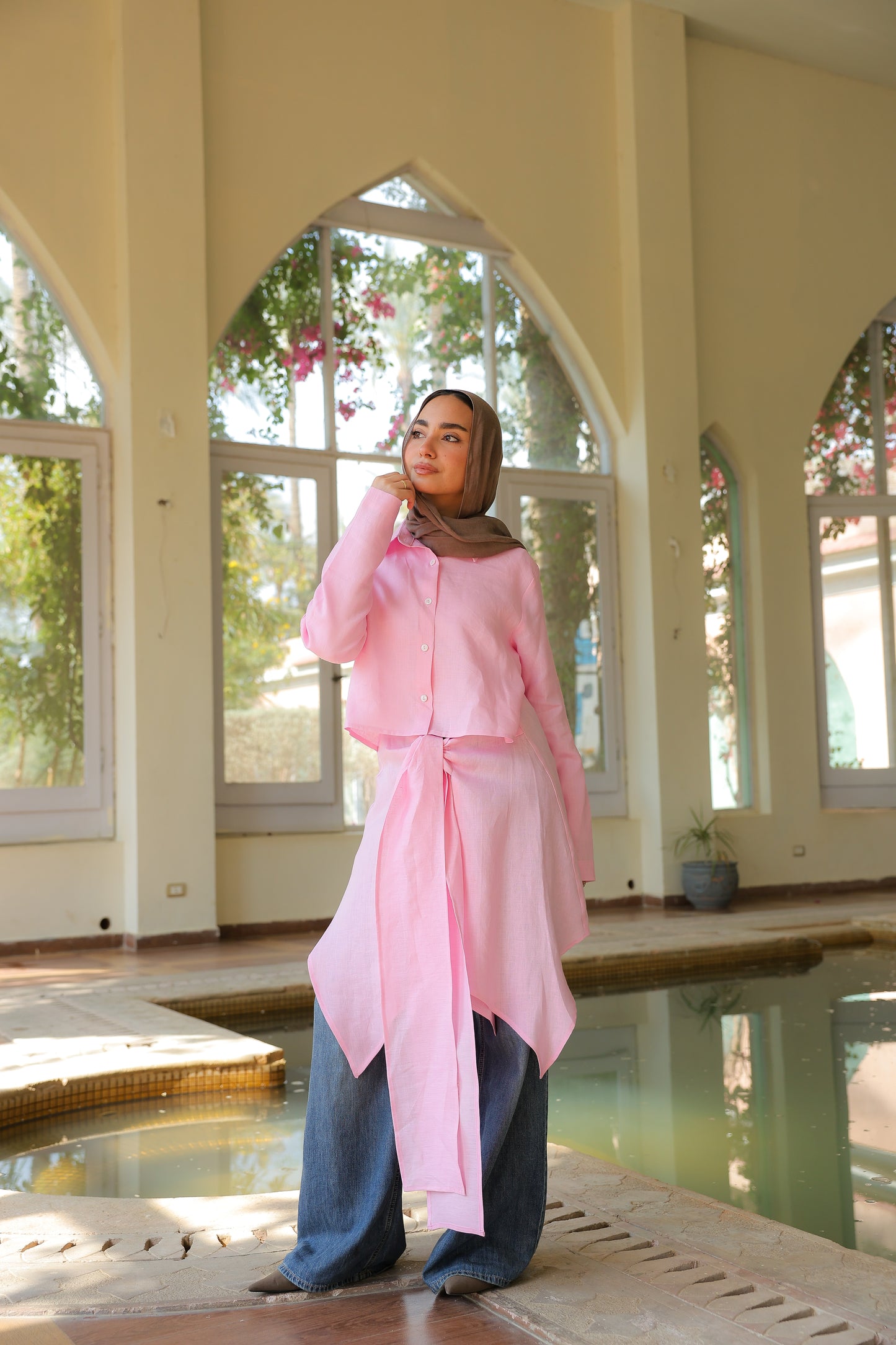 Paneled Tie-front shirt in pink