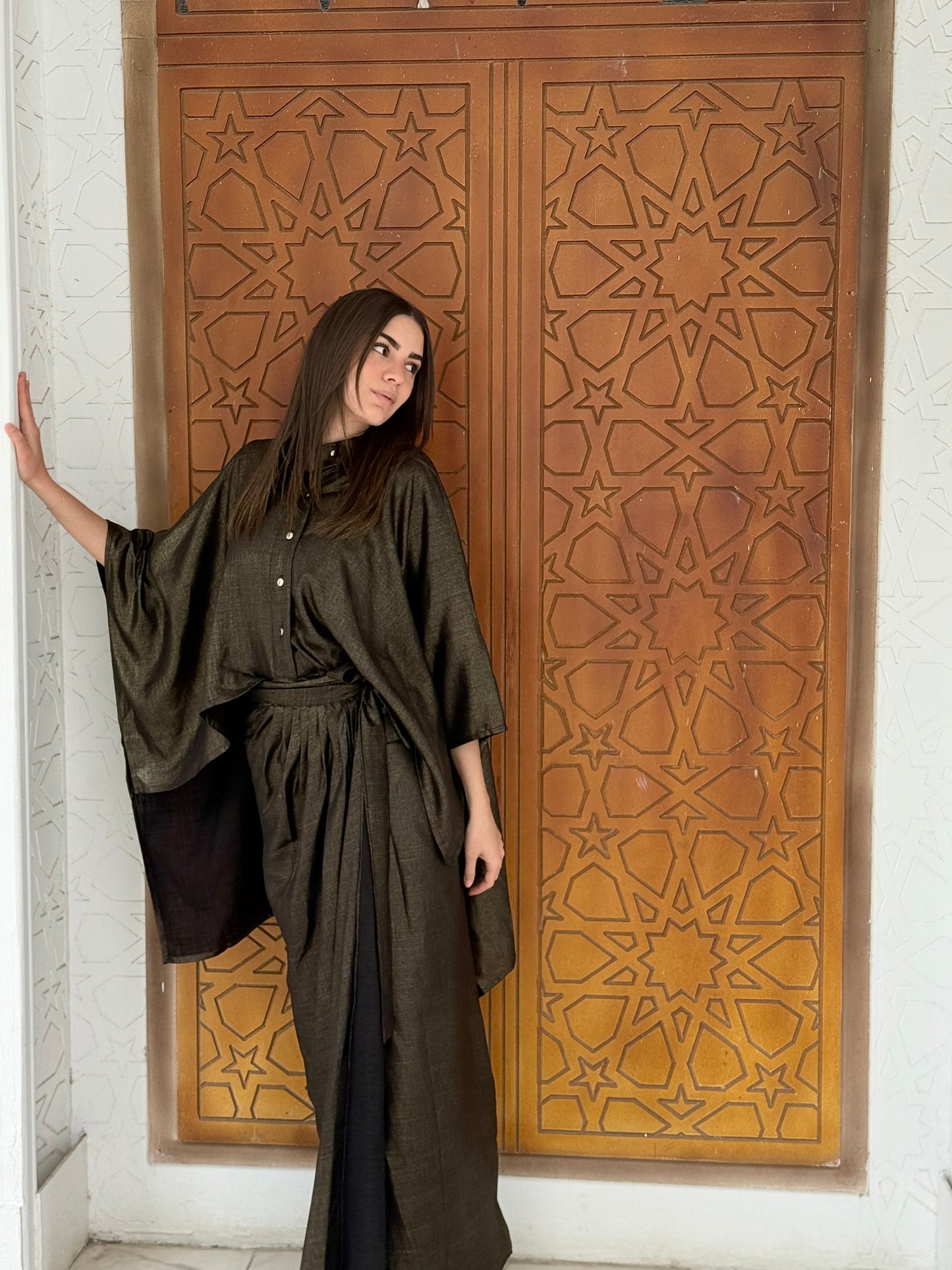 Black shimmery linen set