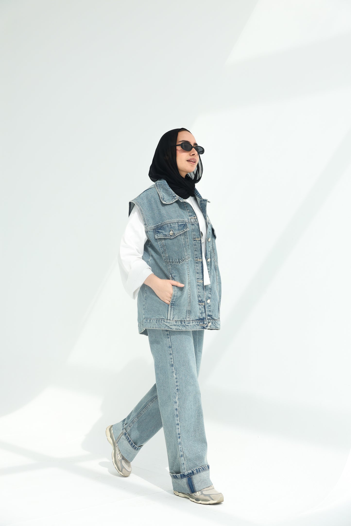 Denim Pulse vest