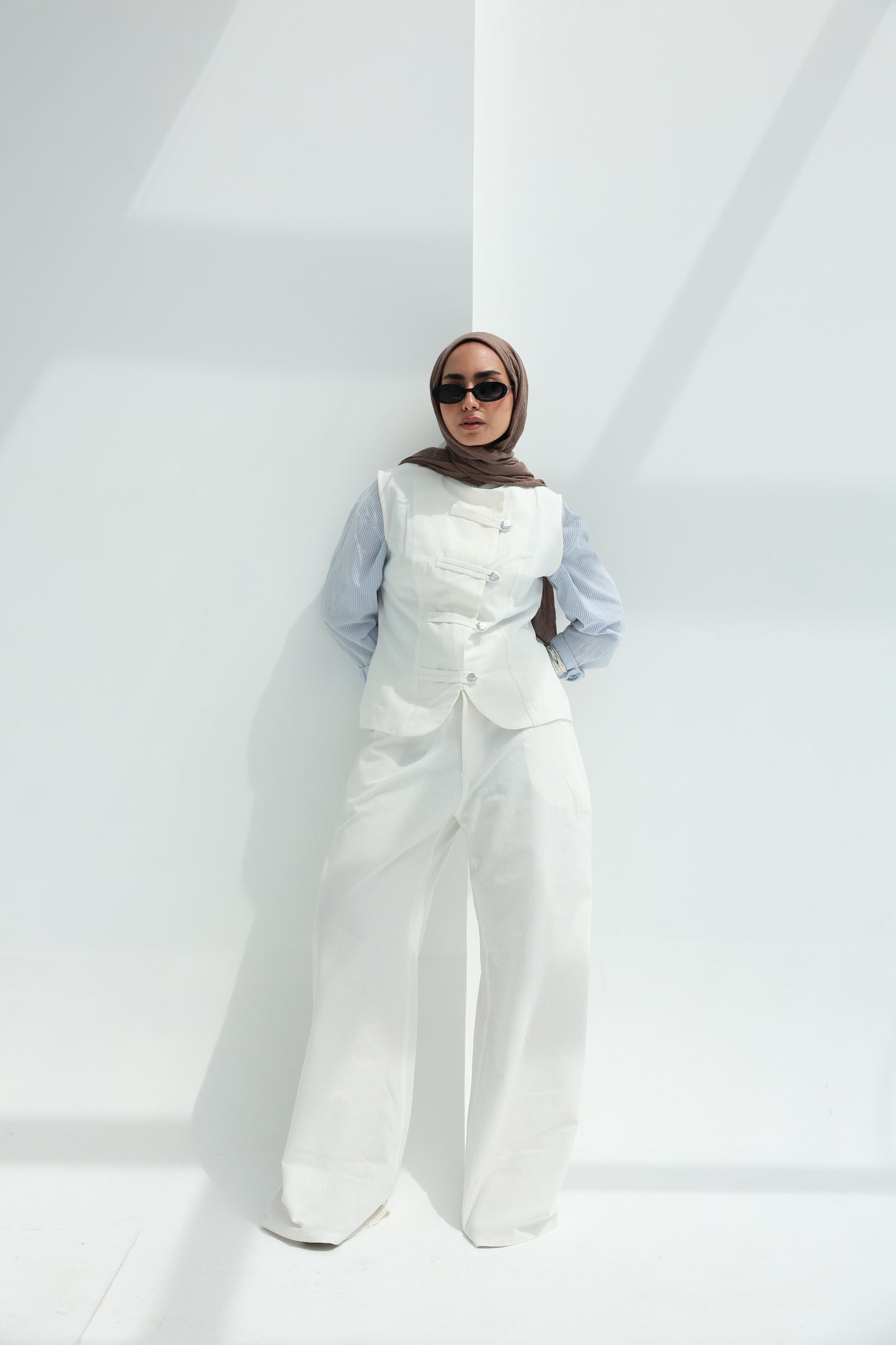 Zen set in white