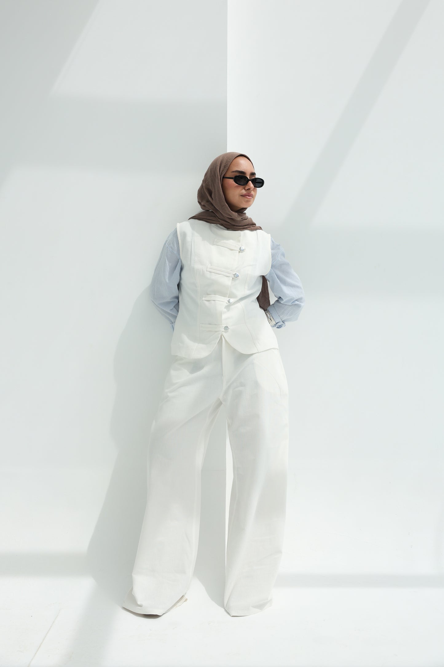 Zen set in white