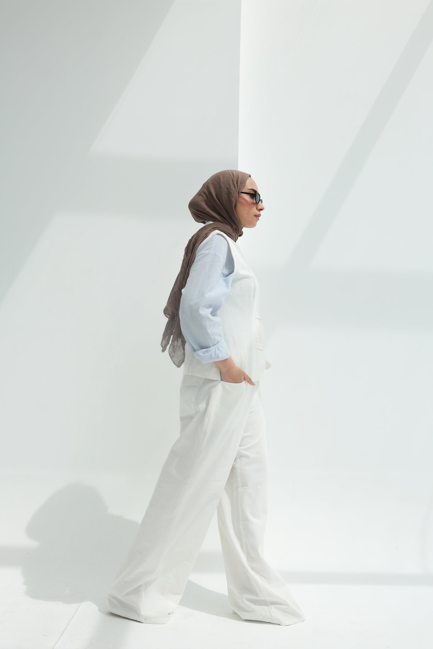 Zen set in white