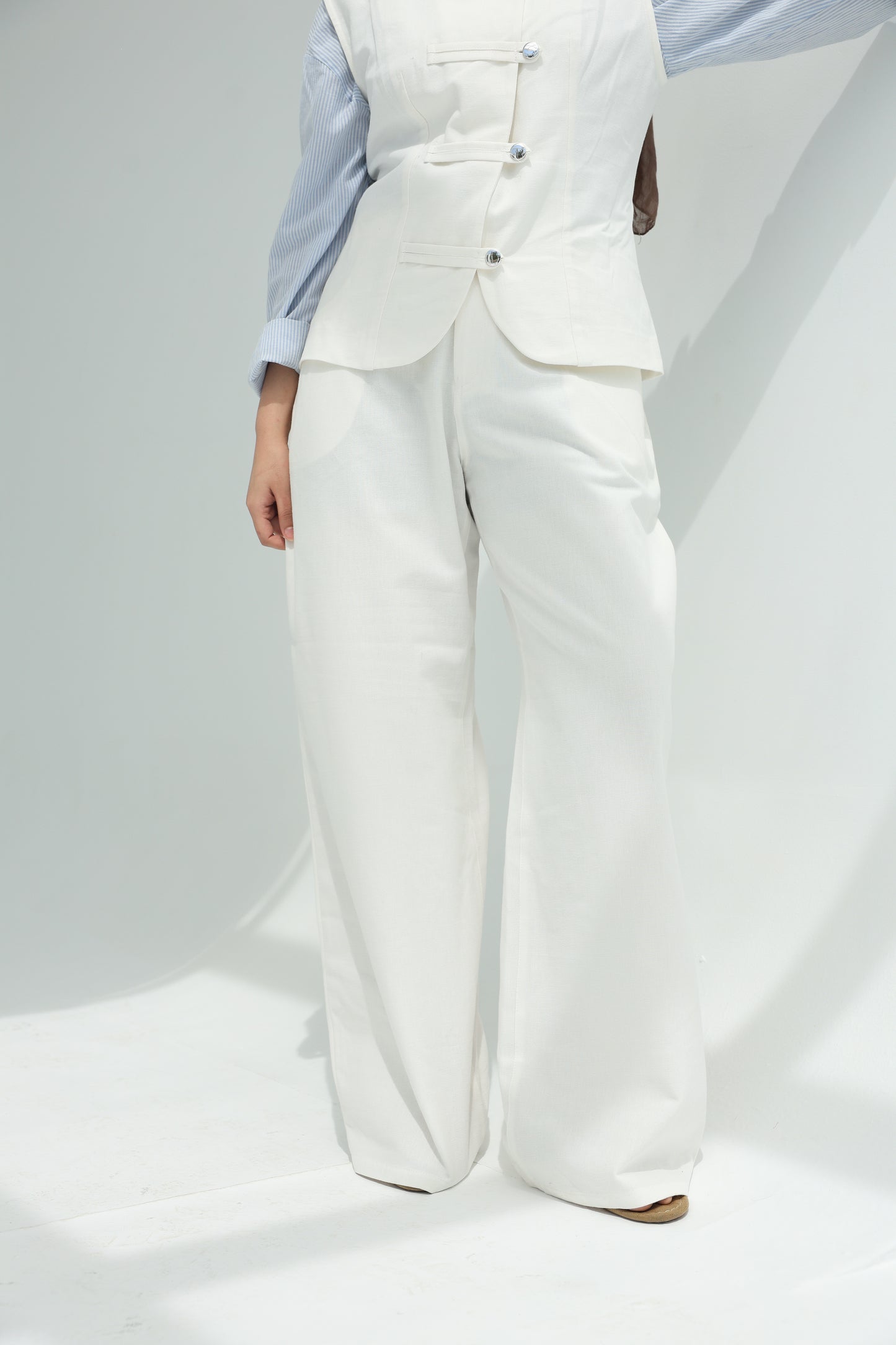 Zen set in white