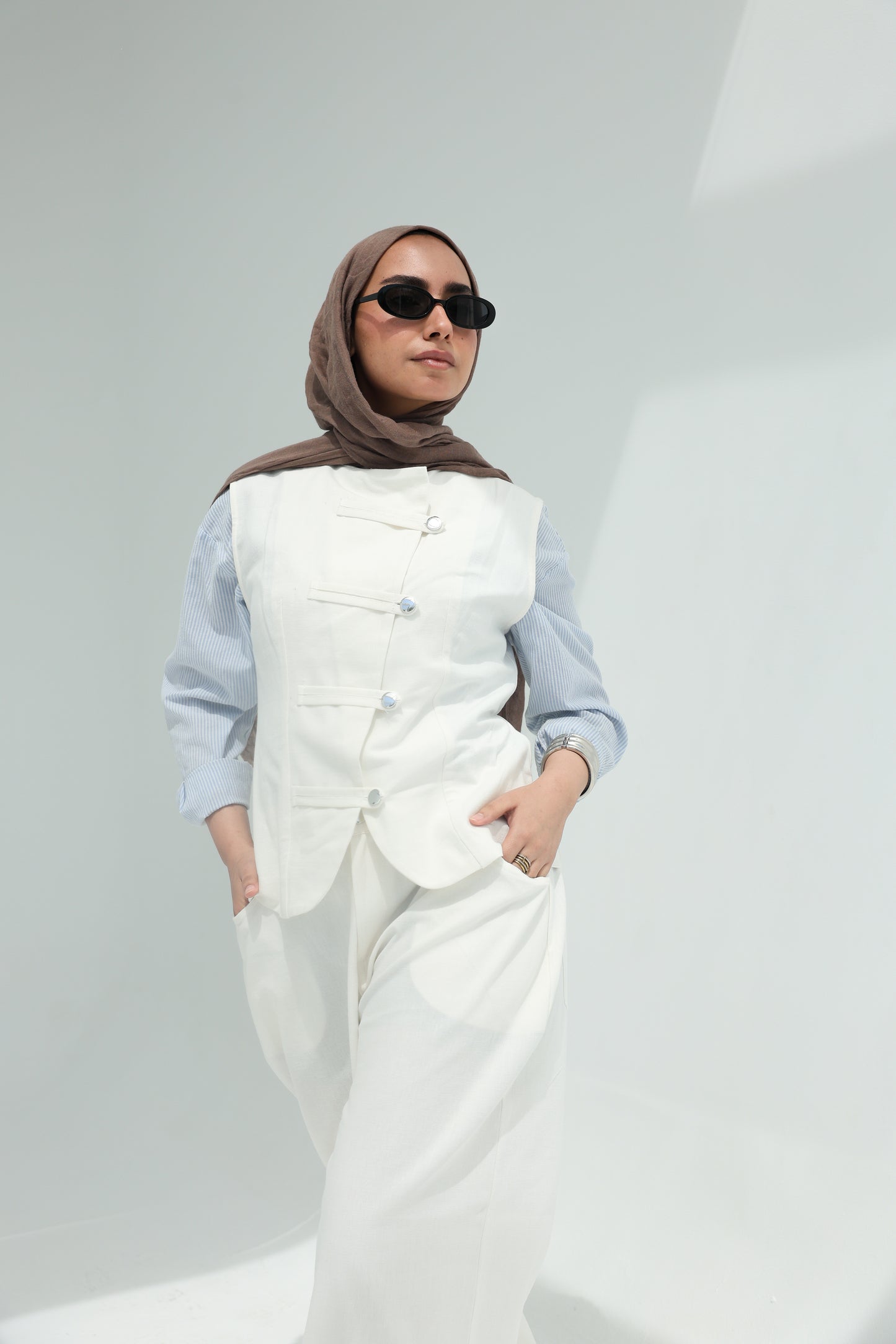 Zen set in white
