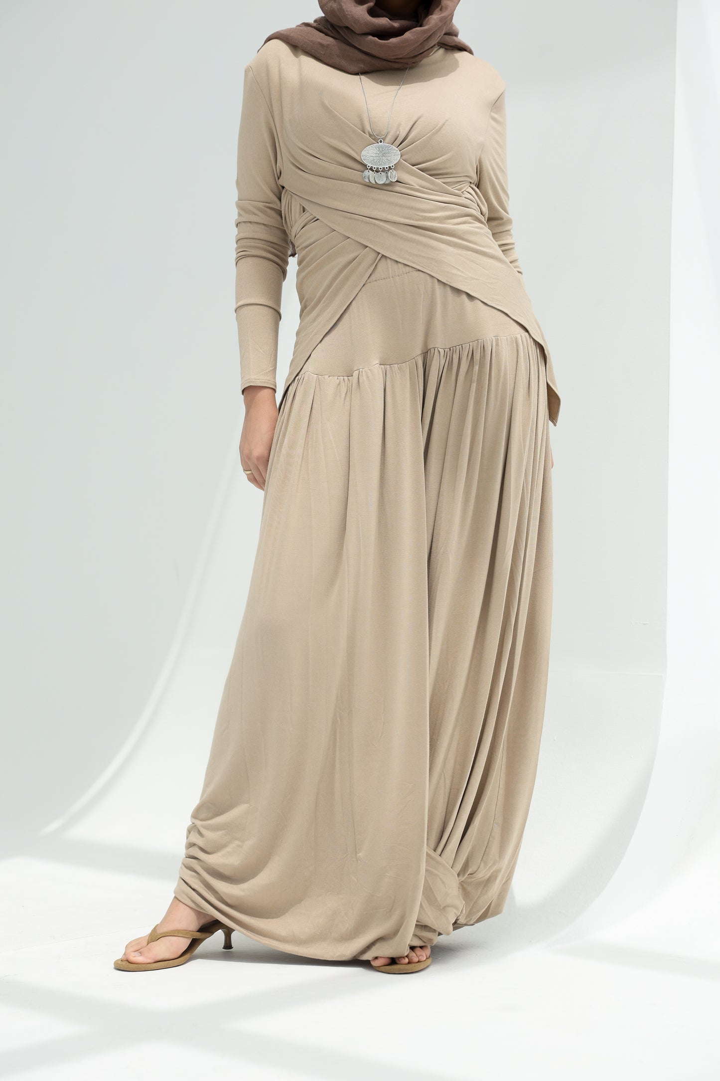 Sula set in beige