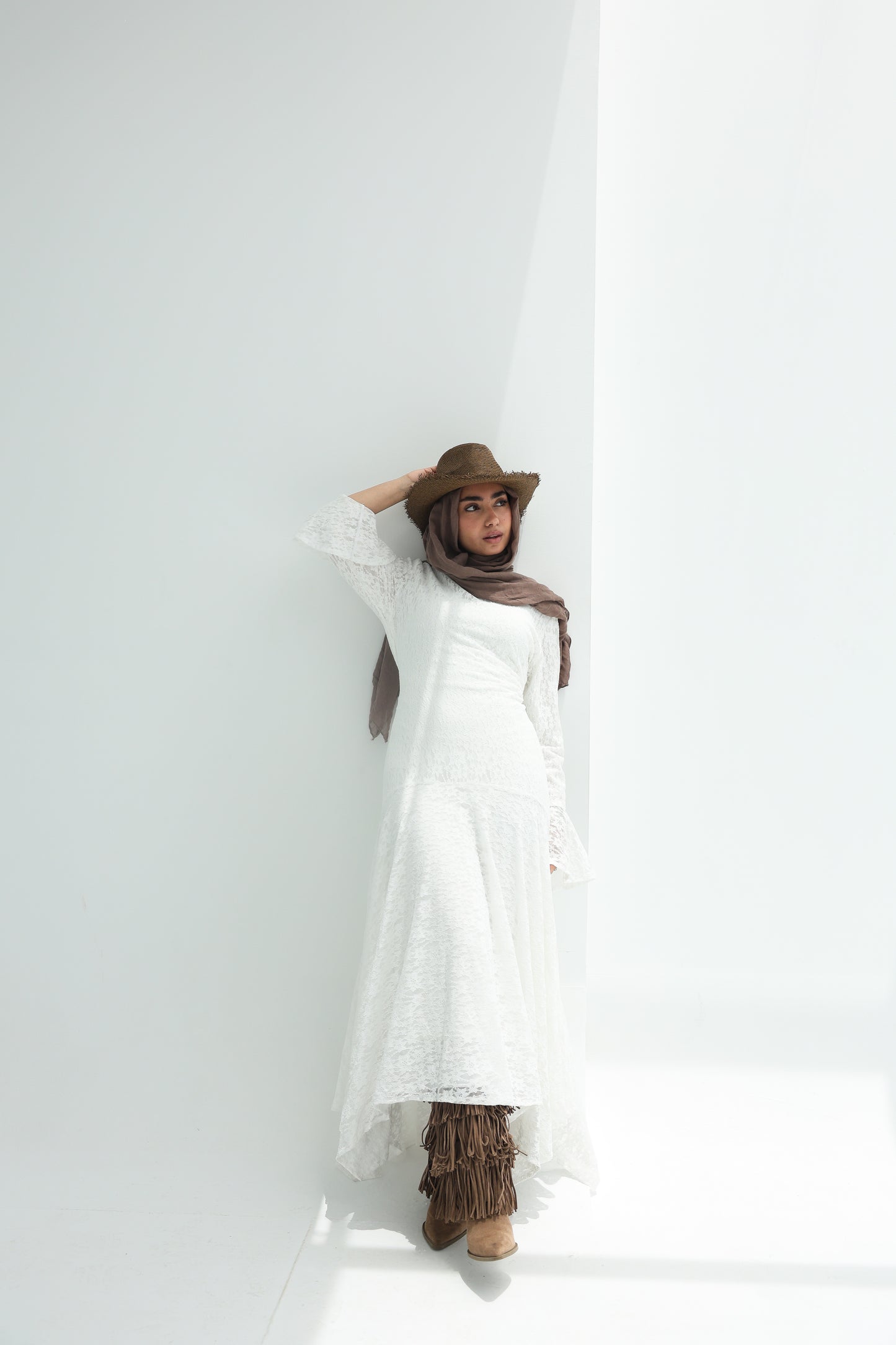 Lace flowery dress in White