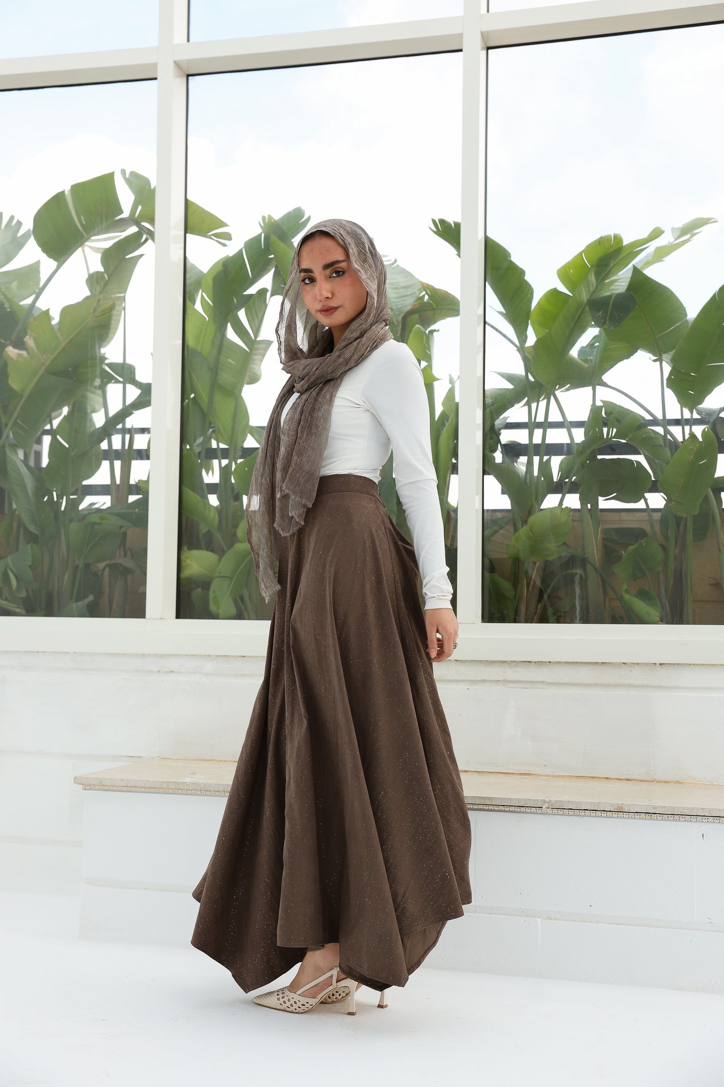 Crushed skirt in shimmered brown تنورة بكسرات بلون البني بلمعة خفيفه