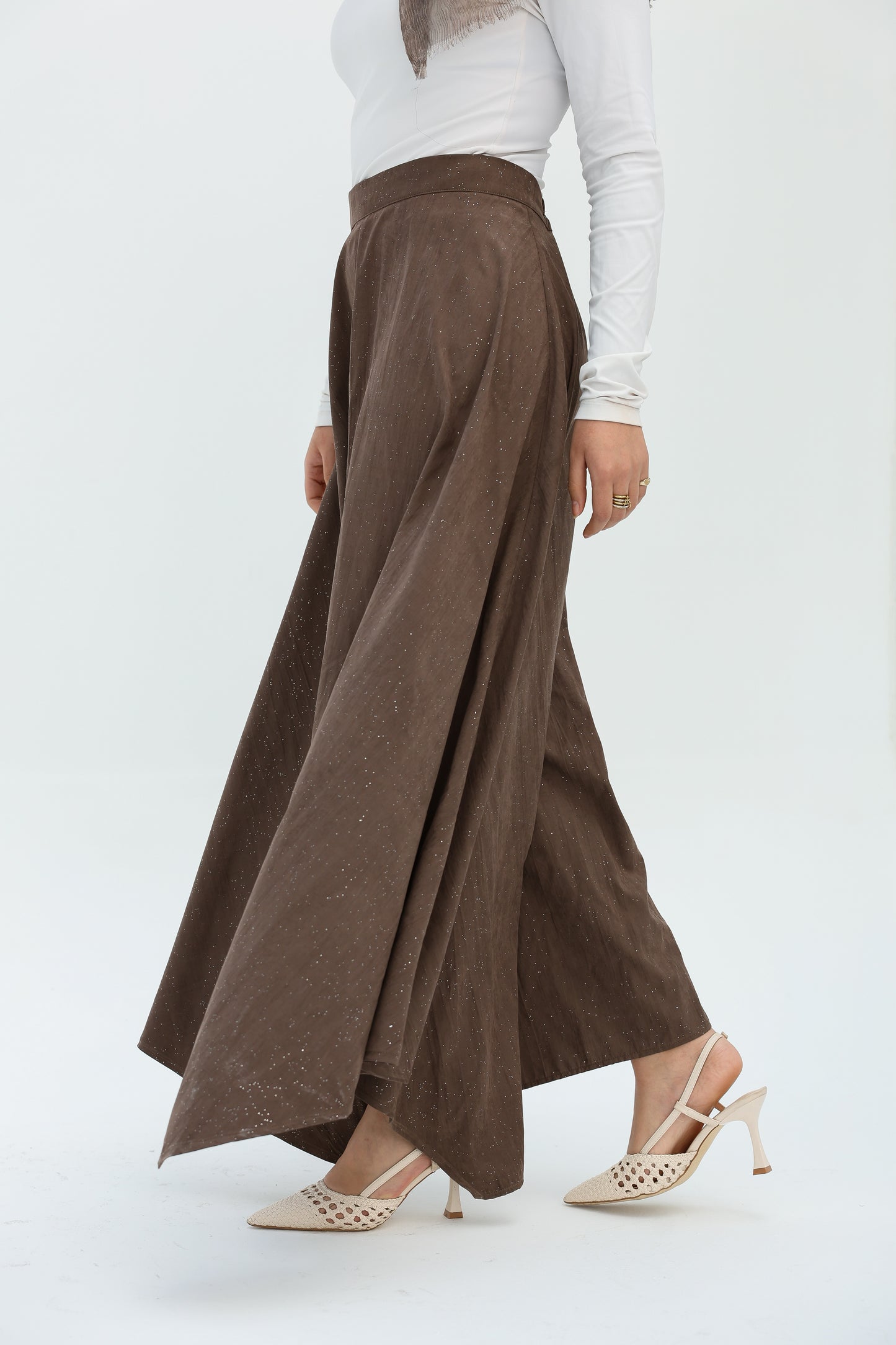 Crushed skirt in shimmered brown تنورة بكسرات بلون البني بلمعة خفيفه