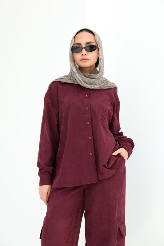 "Versatile Cobra-fabric shirt in Burgundy  قميص من خامة الكوبرا بلون البرجندي.
