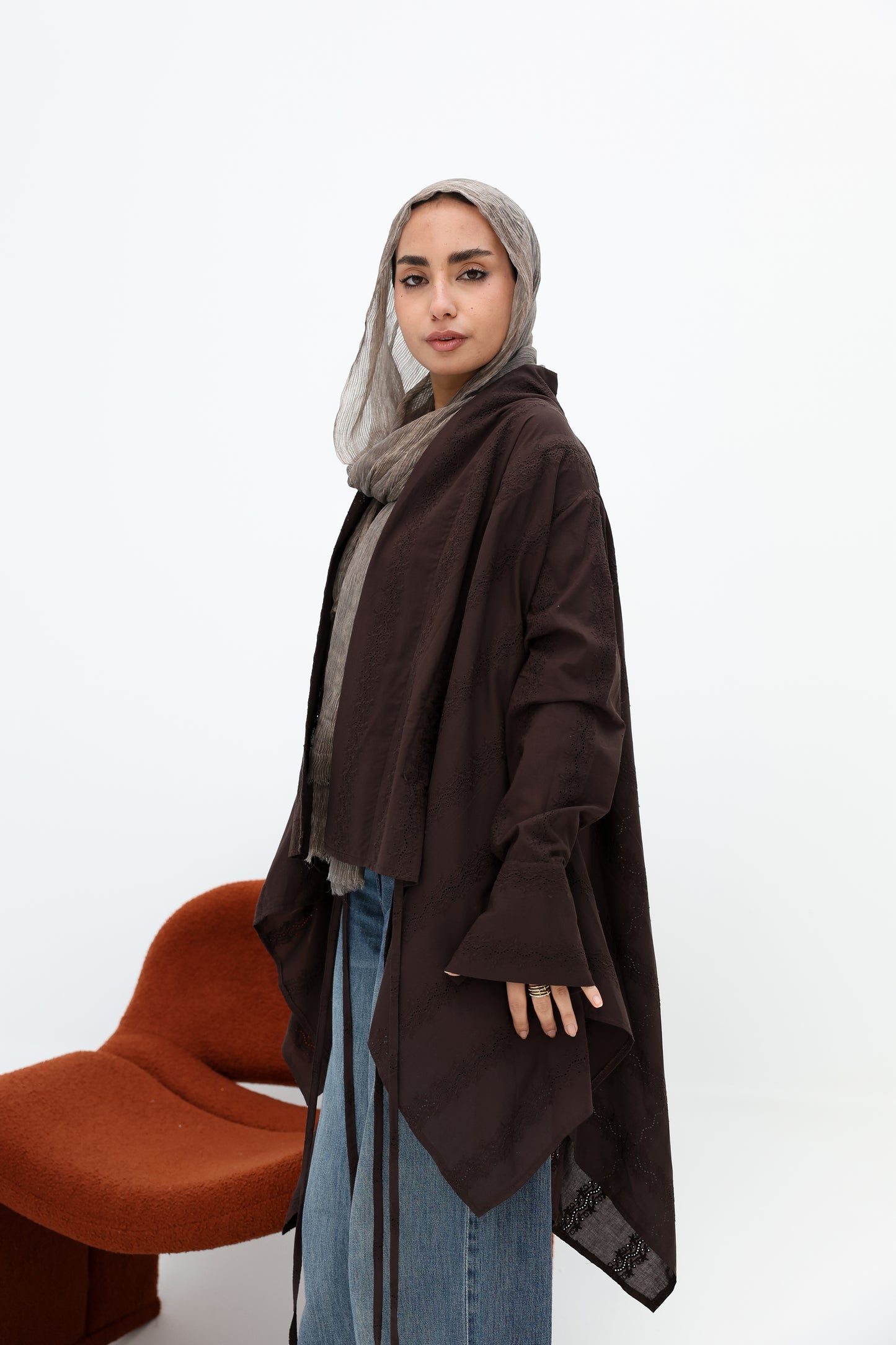 Richelieu lace cardigan in brown