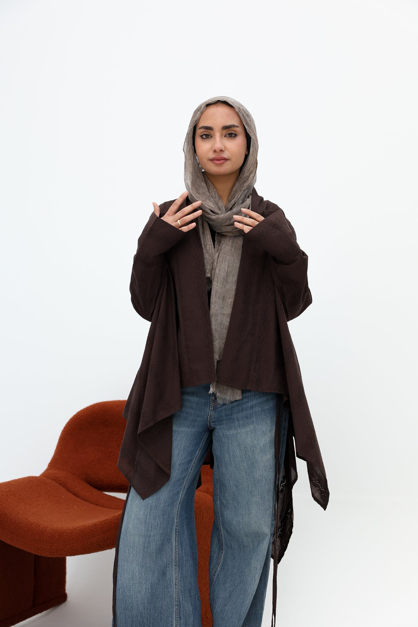 Richelieu lace cardigan in brown