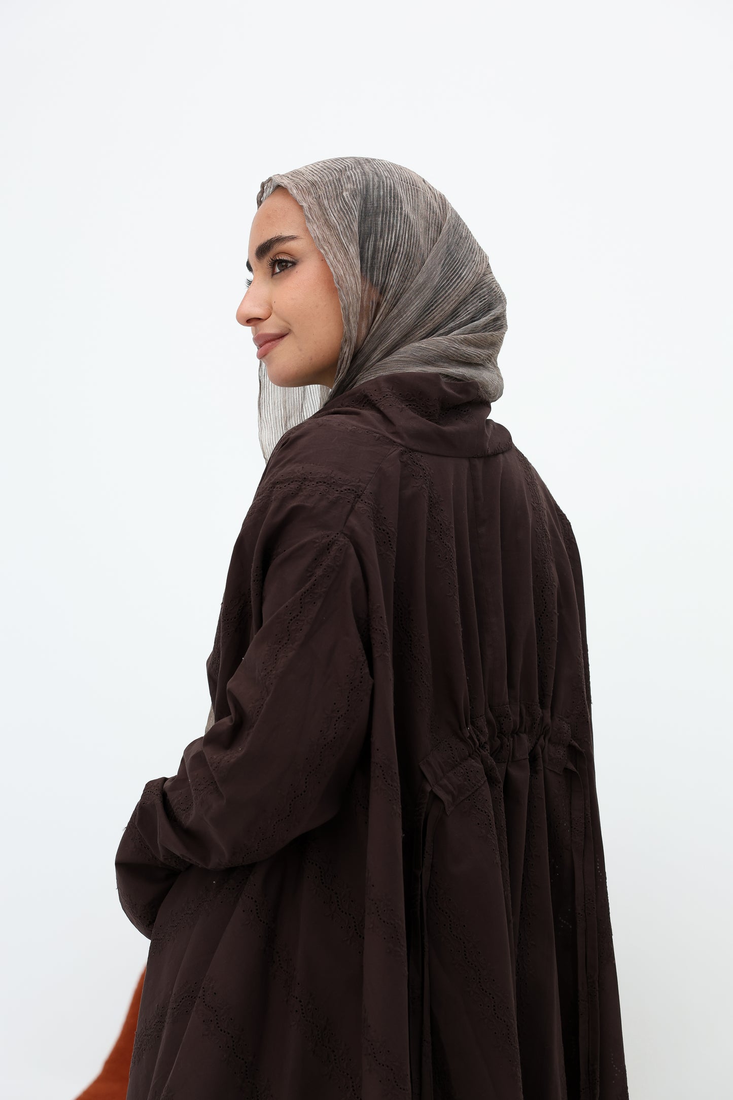 Richelieu lace cardigan in brown