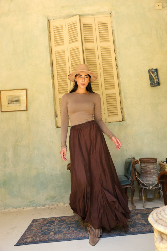 Fluid skirt in brown lined **