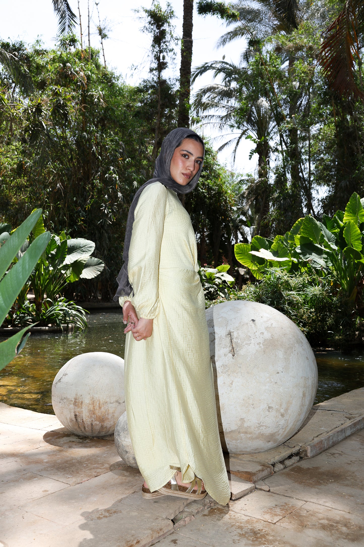 Sofia star dress in butter yellow **