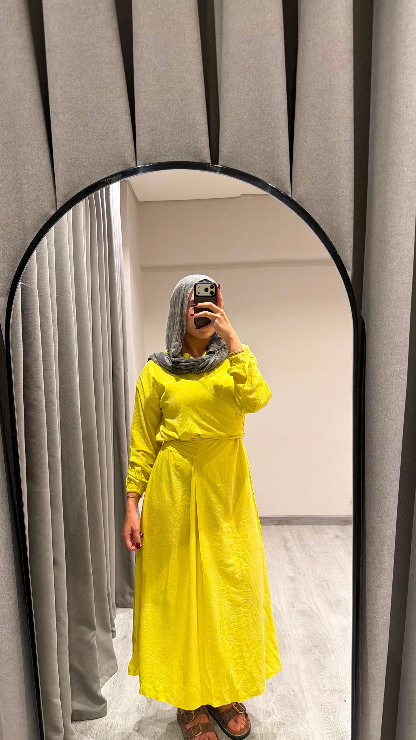 Greece linen dress in yellow