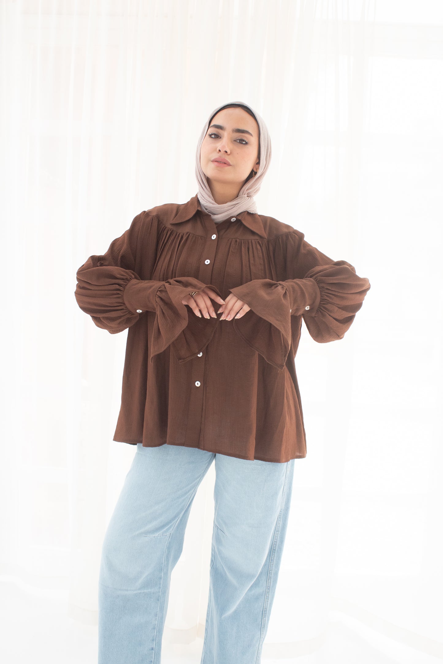 Memy fluffy blouse in brown