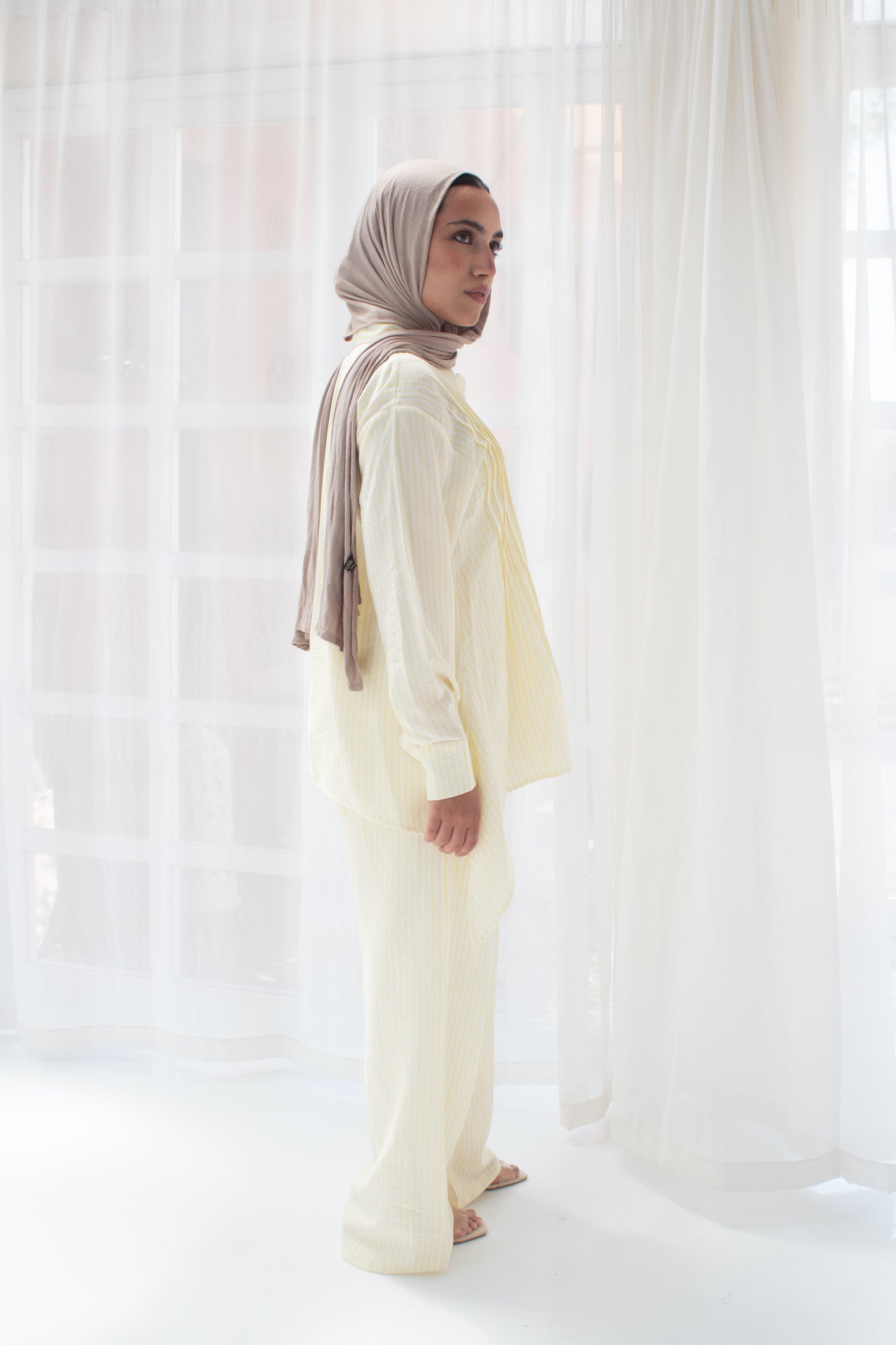 Stripped poplin set in yellow