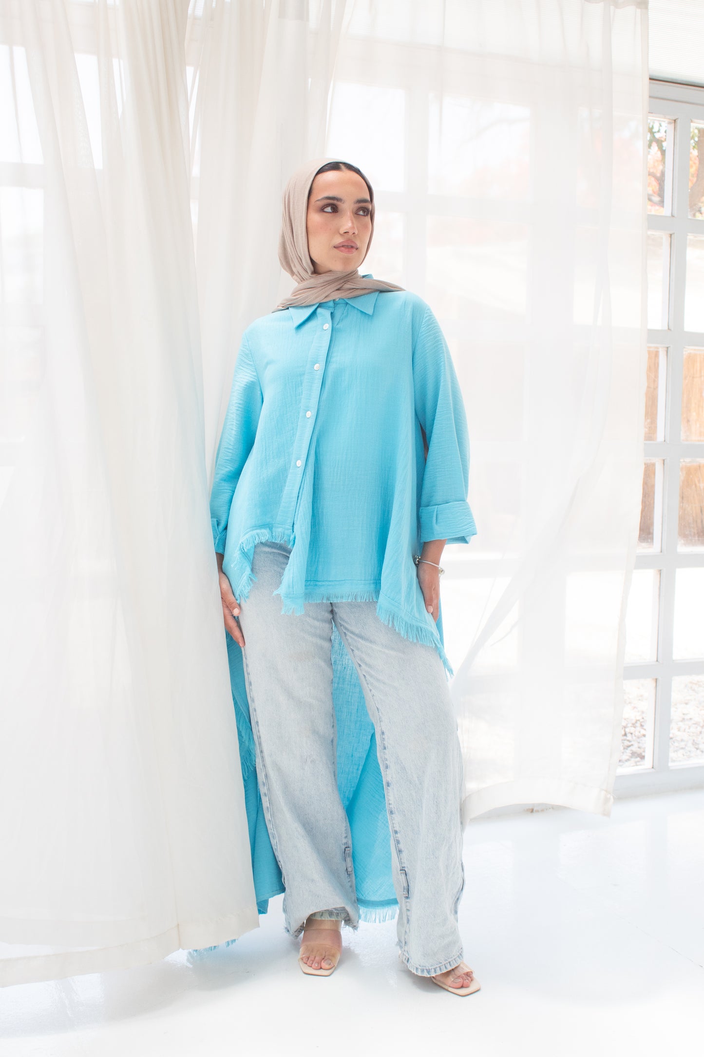 Boho high and low linen blouse in turquoise