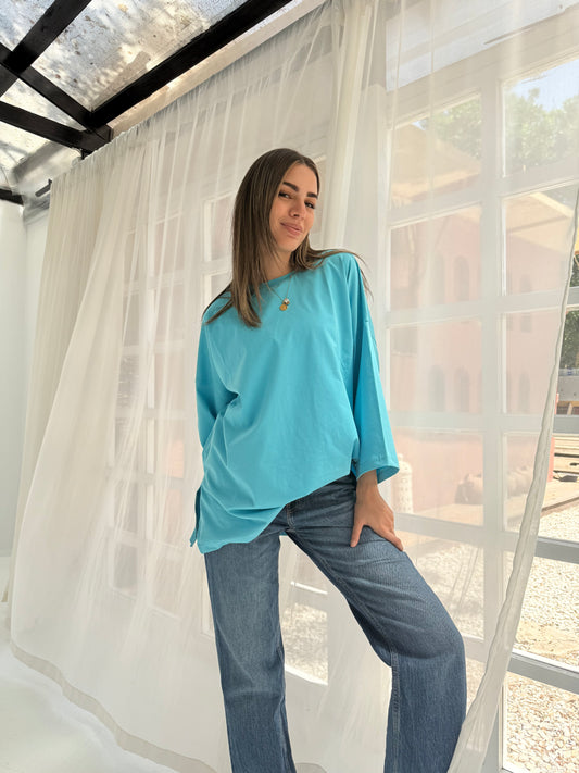 Cotton T-shirt in turquoise