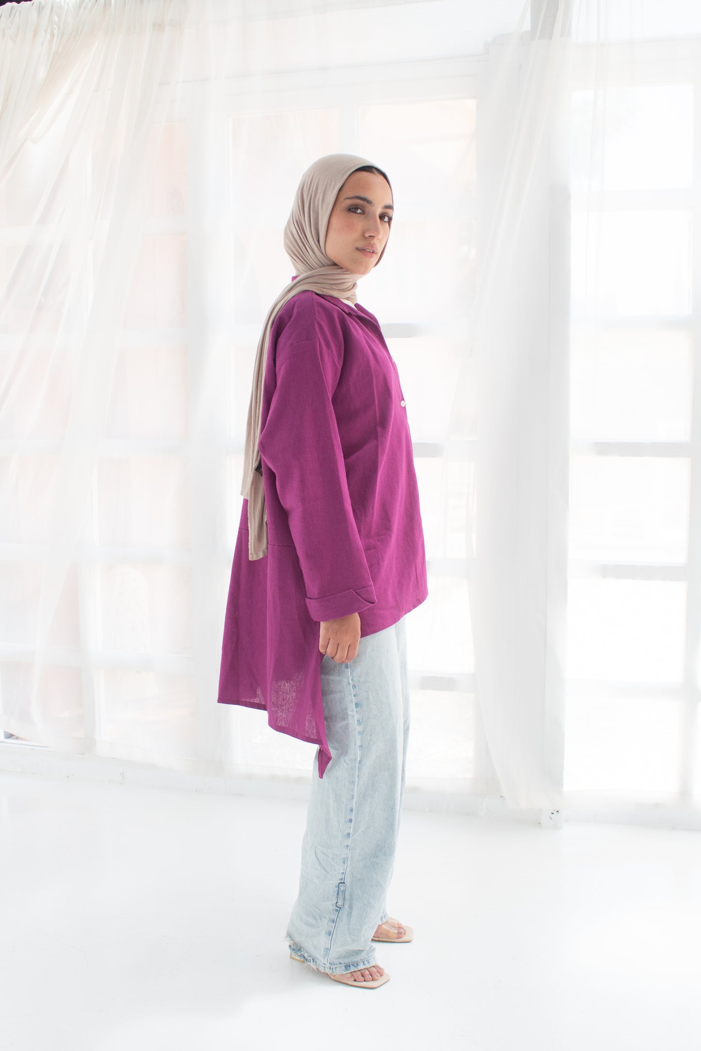 Linen shirt in hot velvet