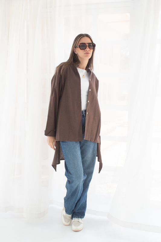 Linen shirt in brown