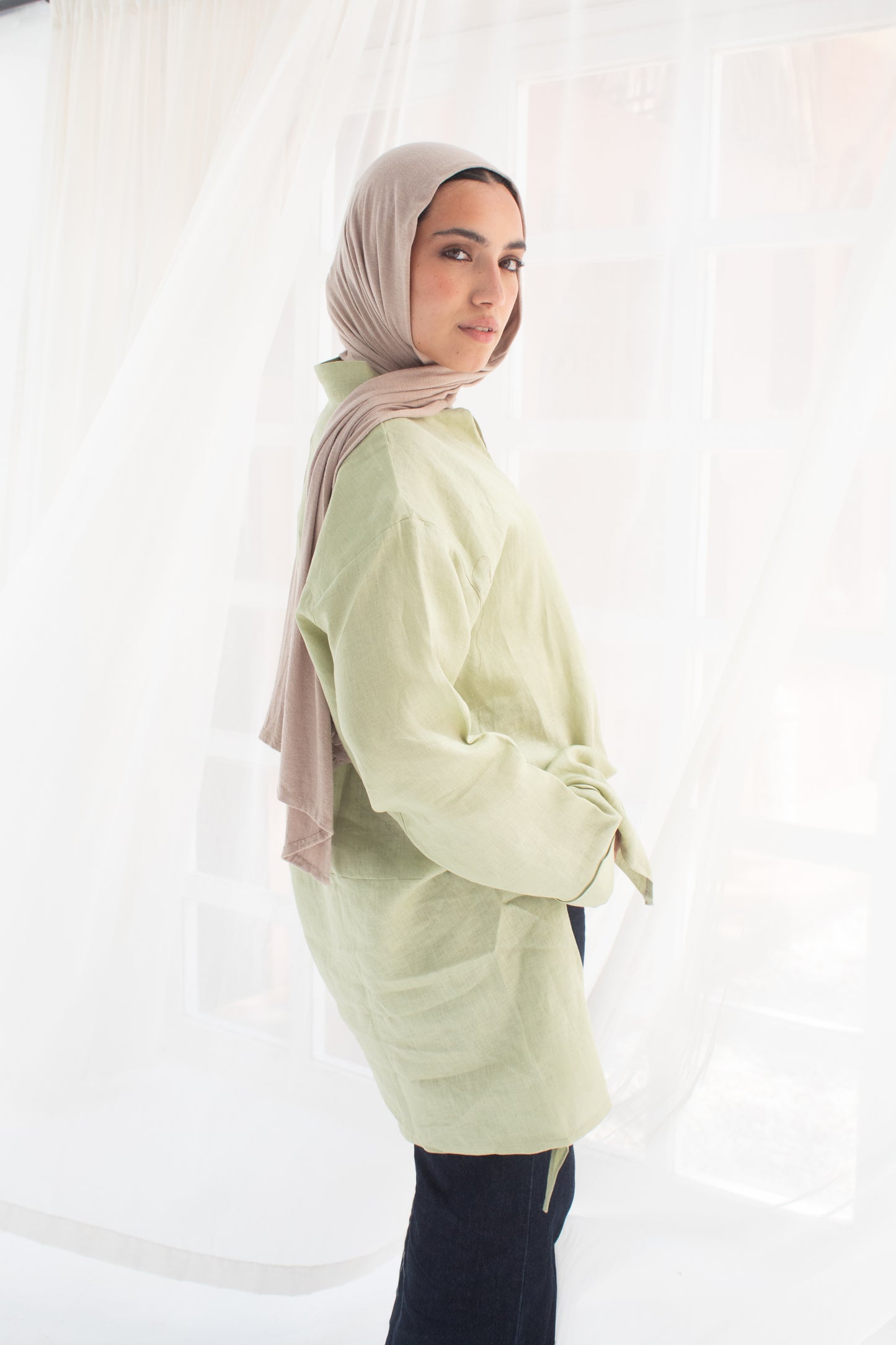 Pure linen shirt in pistachio