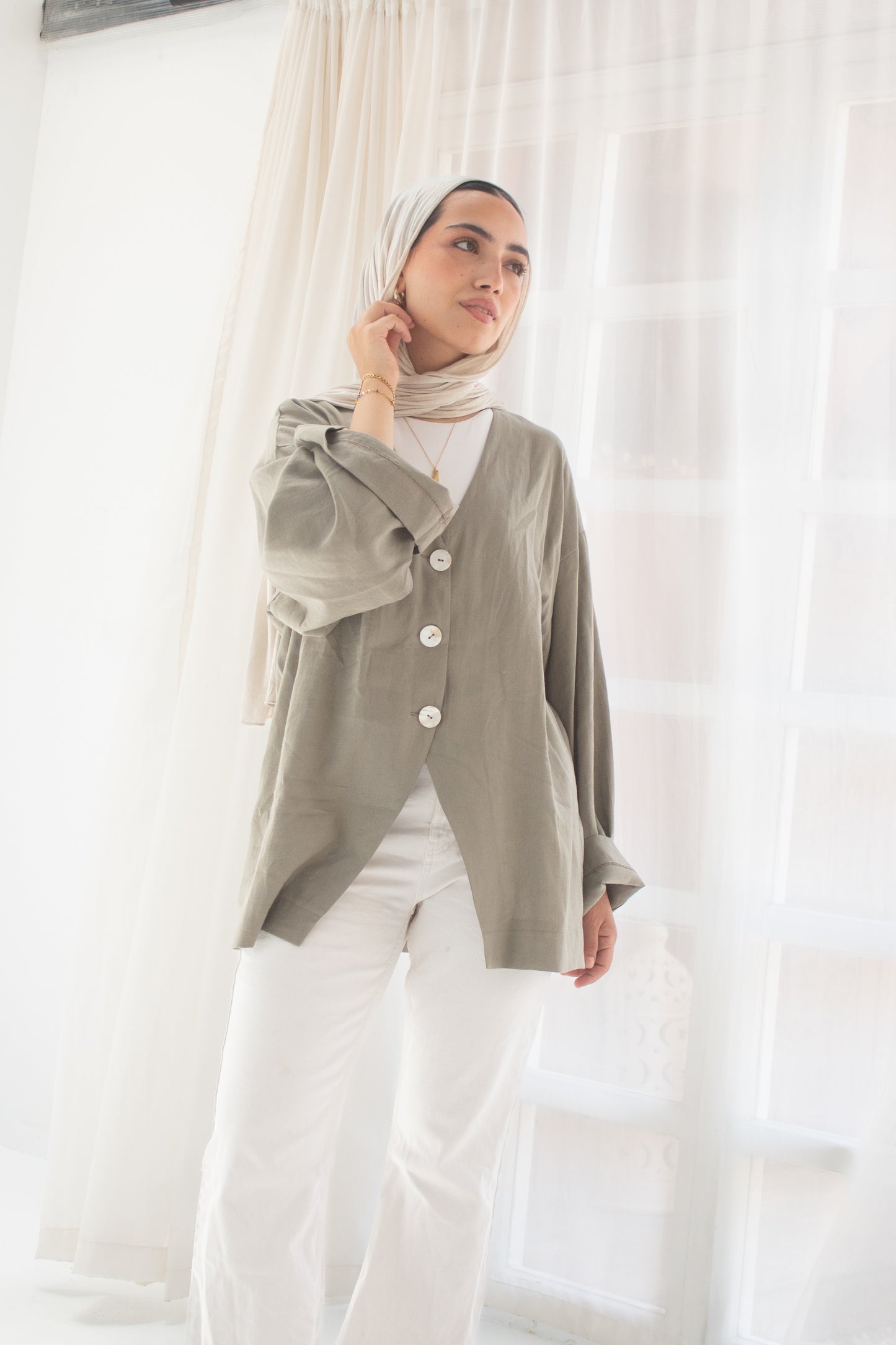 Olive pure linen jacket and cats