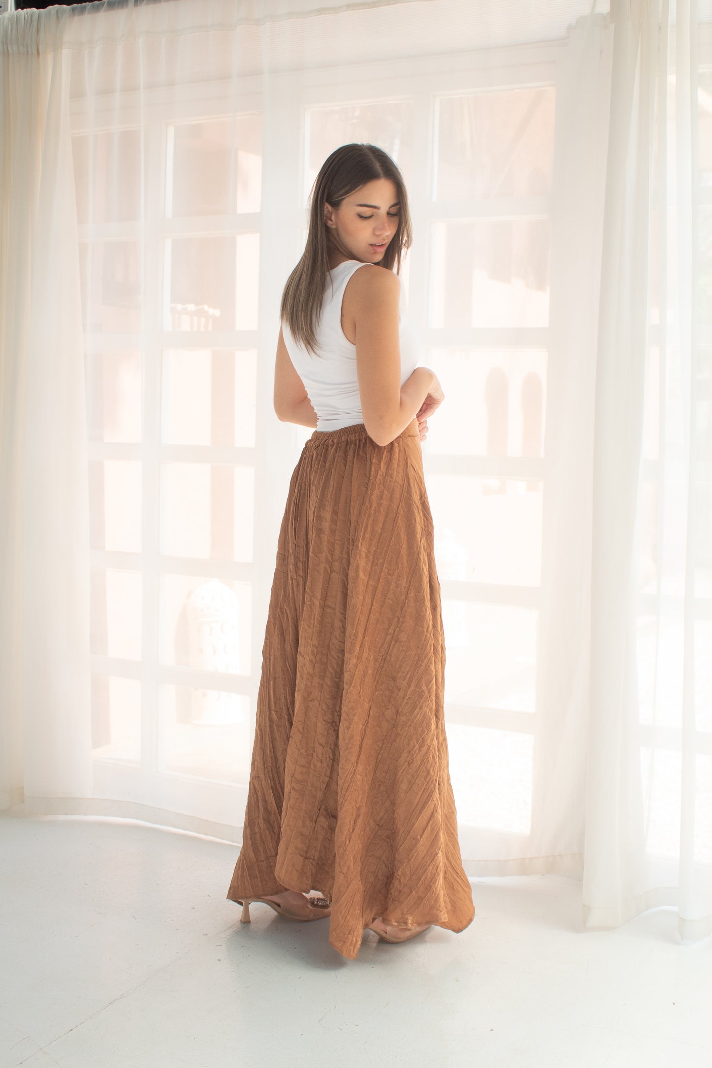 Crushed skirt in brown