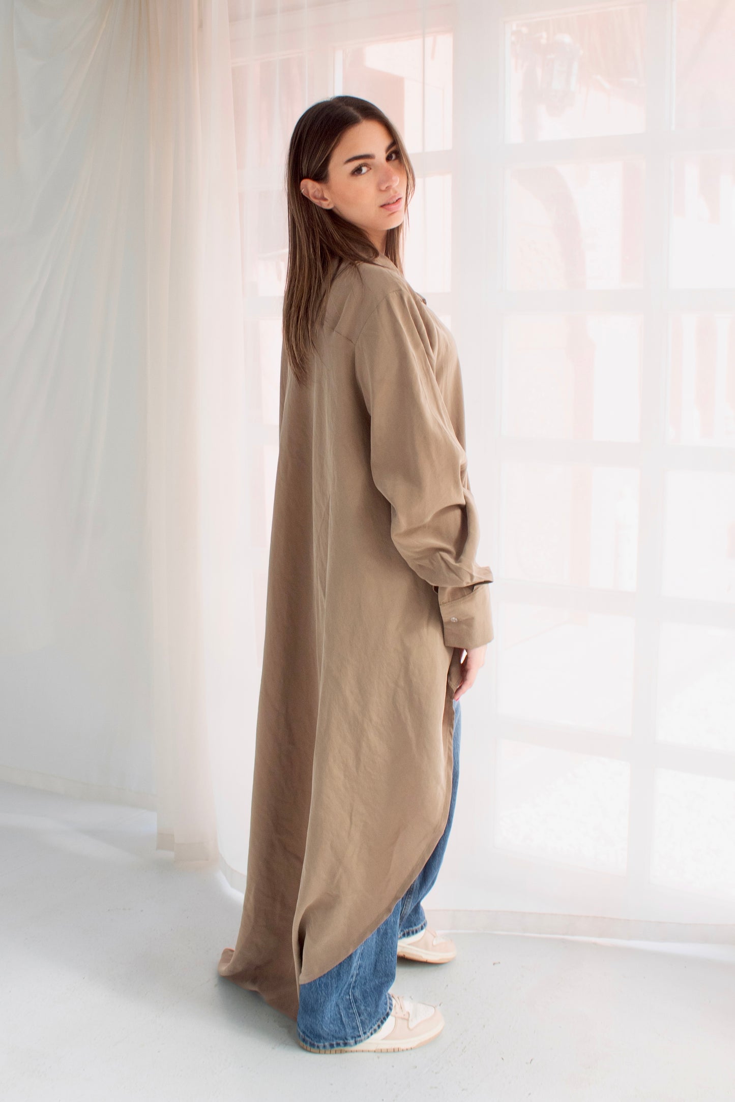 Remo olive high and low blouse