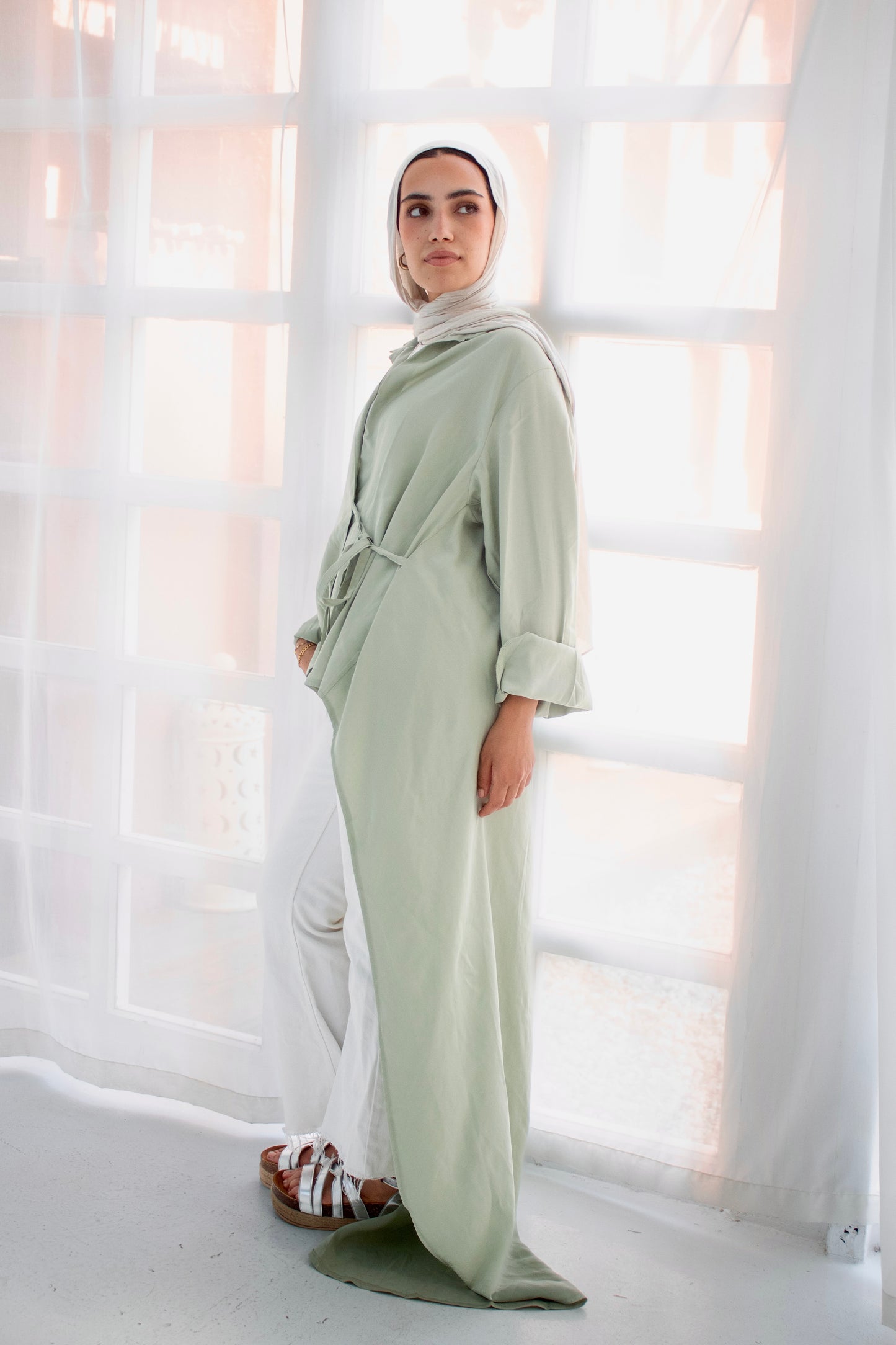 Remo mint green high and low blouse