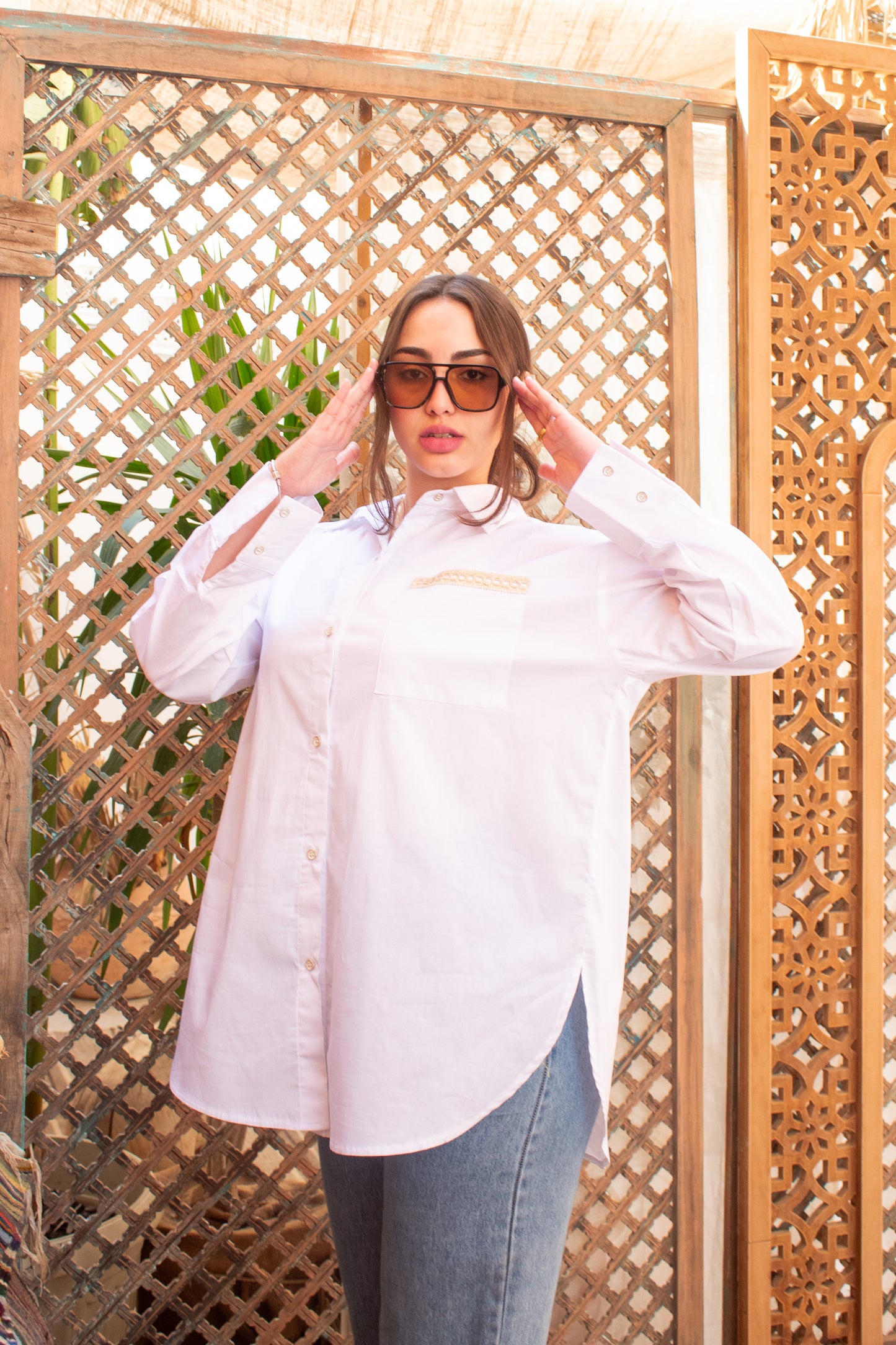 Poplin basic white shirt with silk ribbon