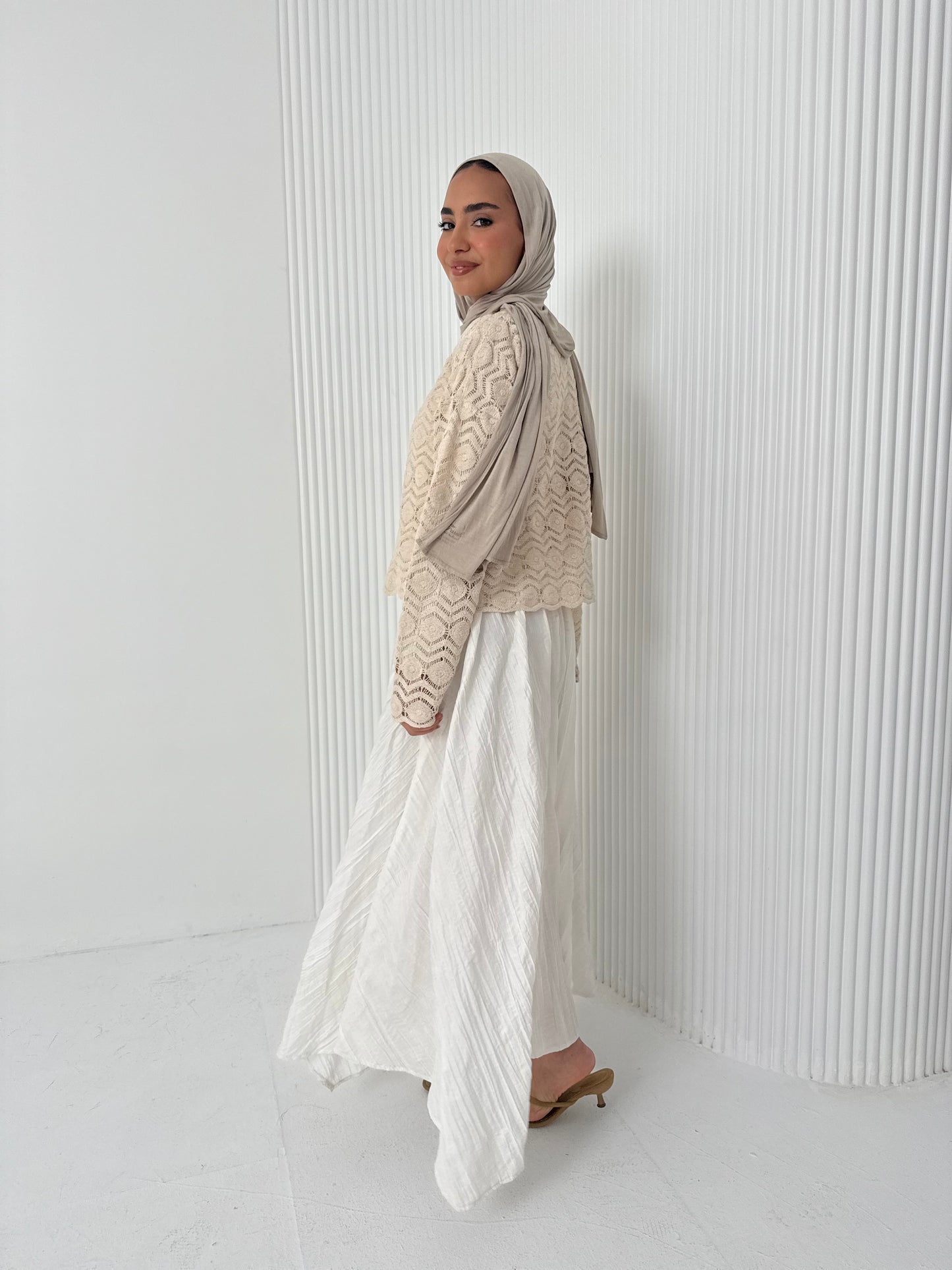 Crushed skirt in shimmered White