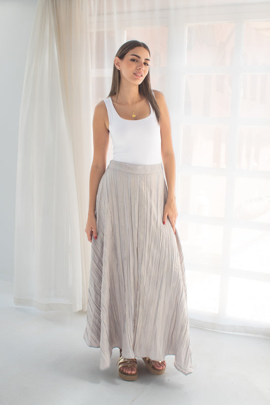 Crushed skirt in shimmered gray