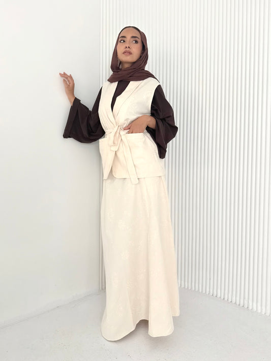 Beige embroidered gabardine vest set