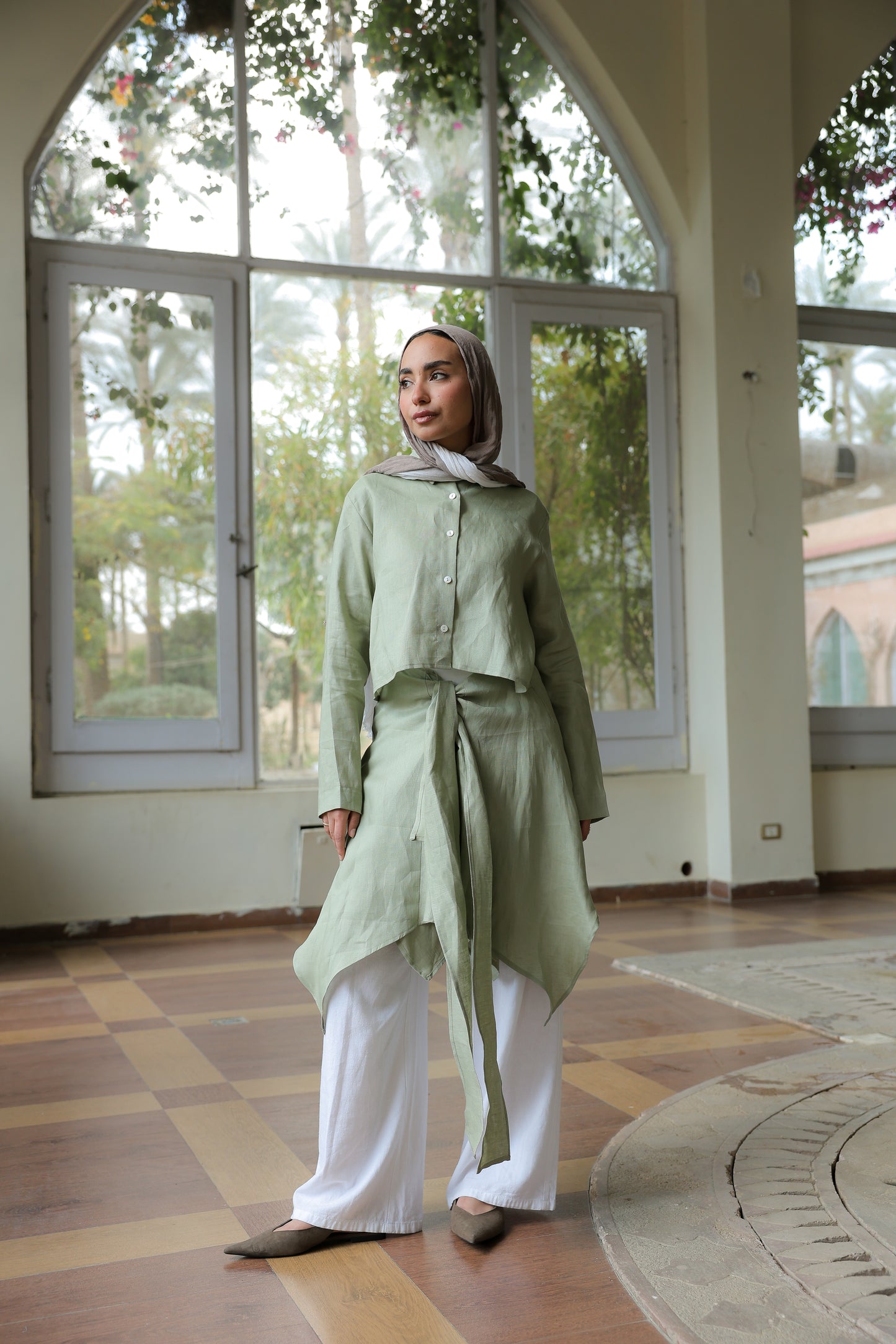 Paneled Tie-front shirt in mint green