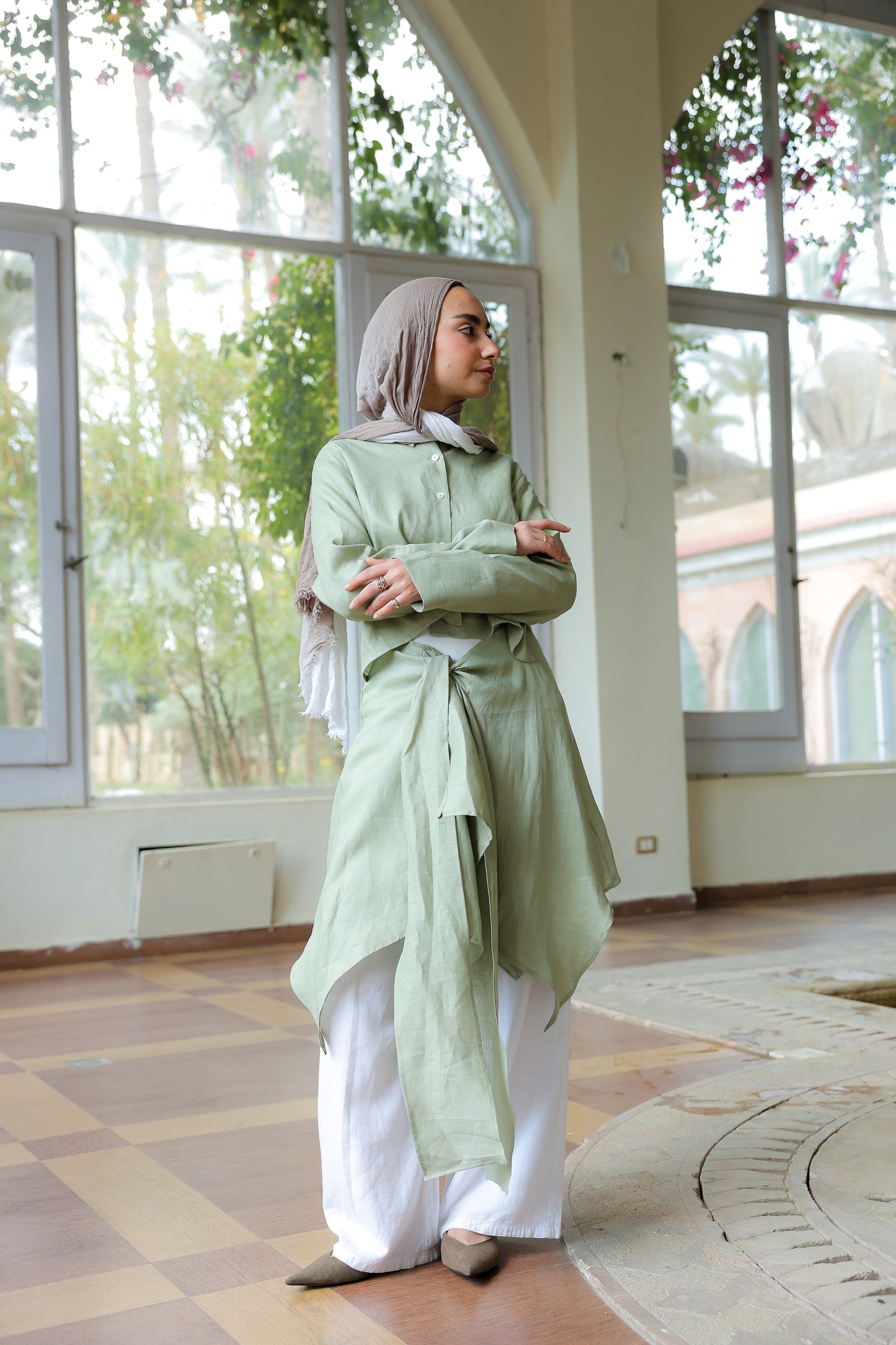 Paneled Tie-front shirt in mint green