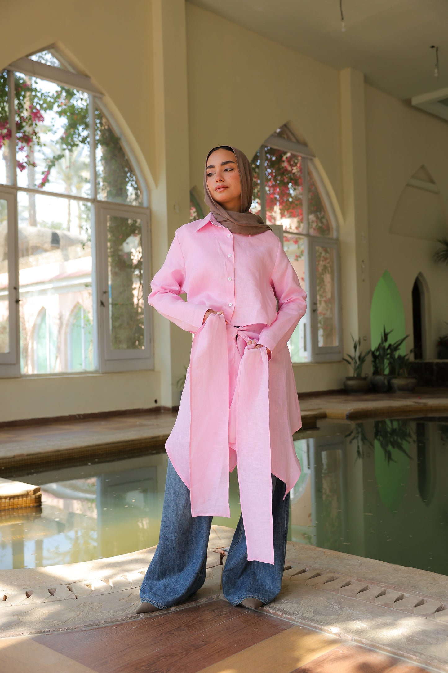 Paneled Tie-front shirt in pink