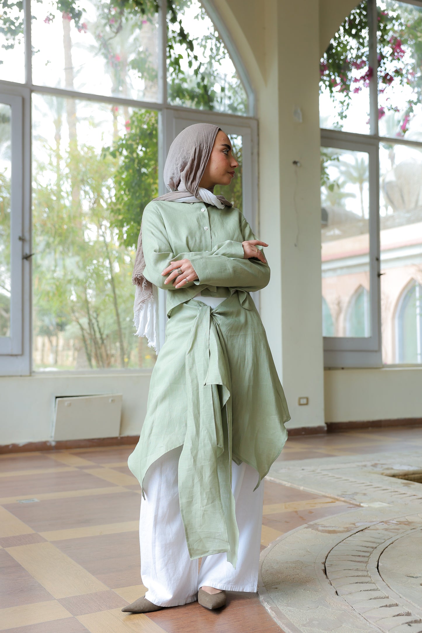 Paneled Tie-front shirt in mint green