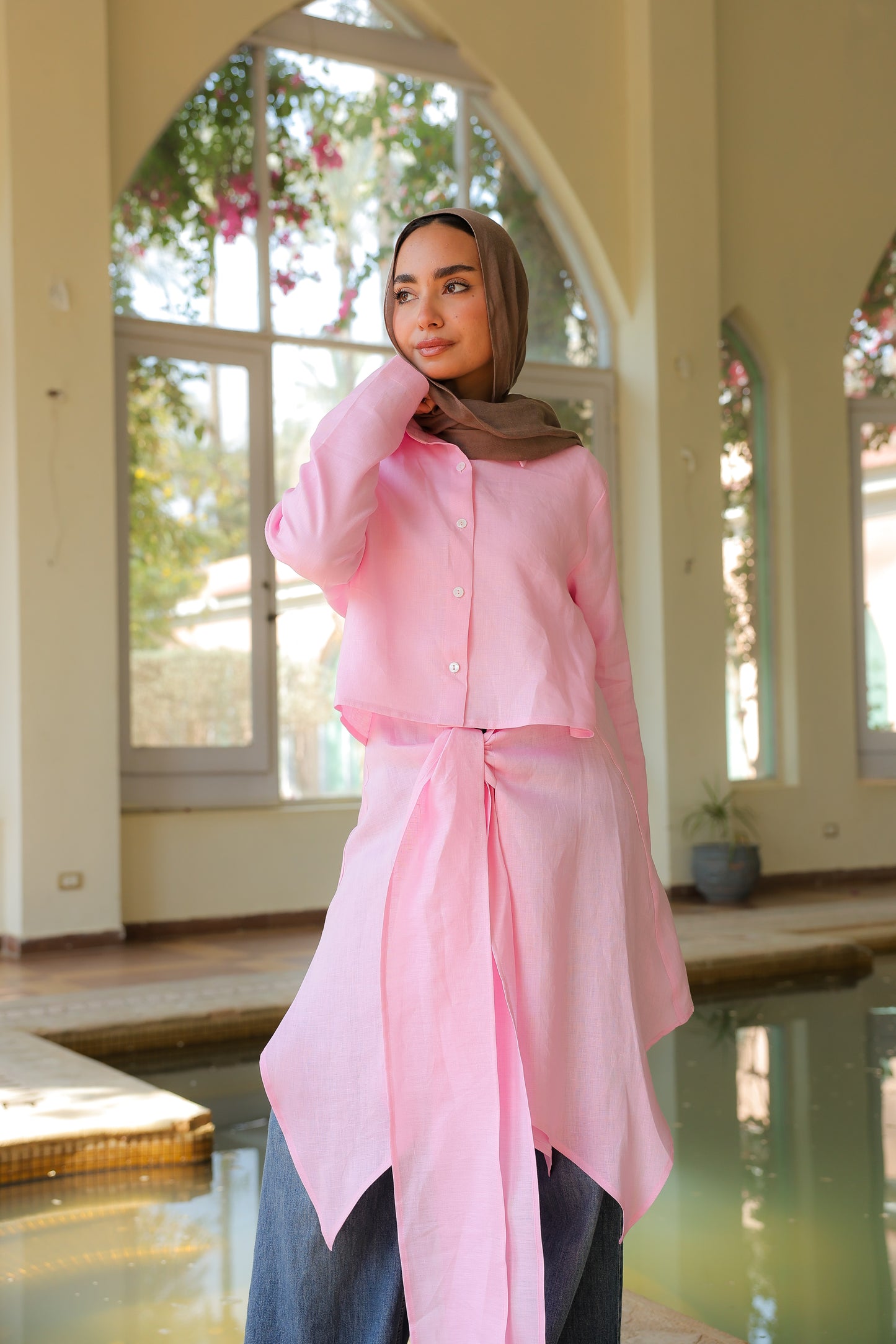 Paneled Tie-front shirt in pink