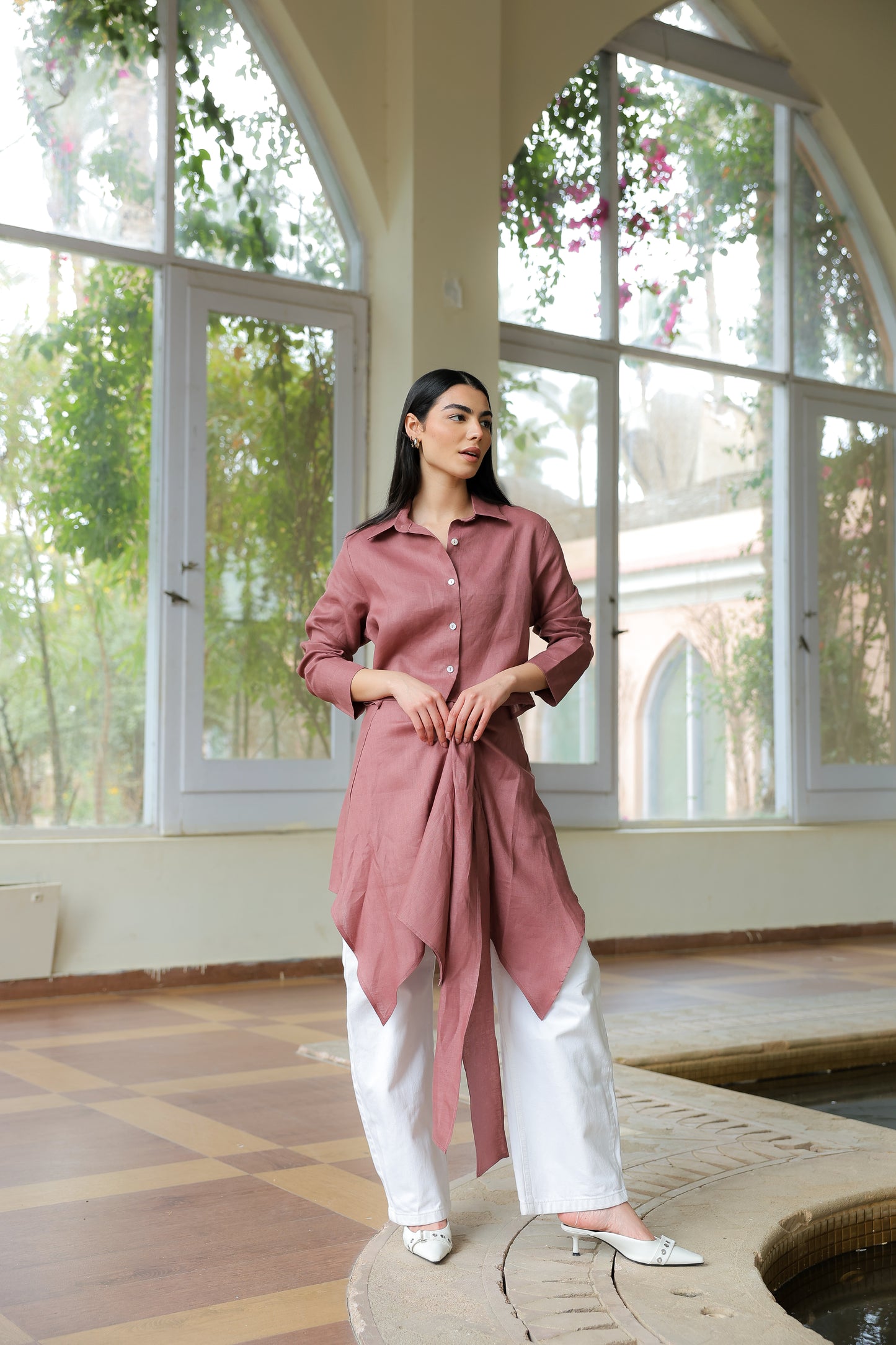 Paneled Tie-front shirt in rosewood