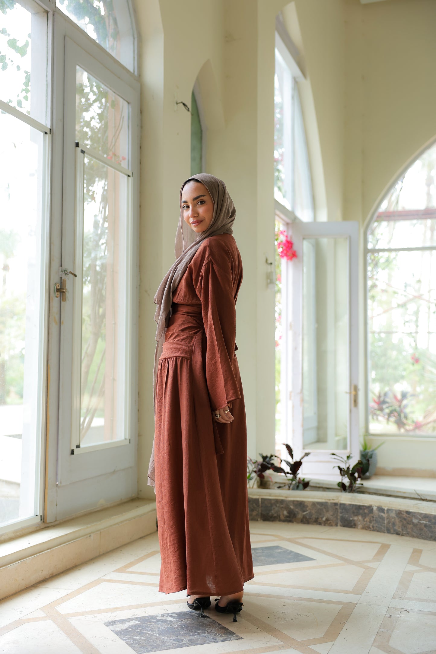 Salu dress in brown